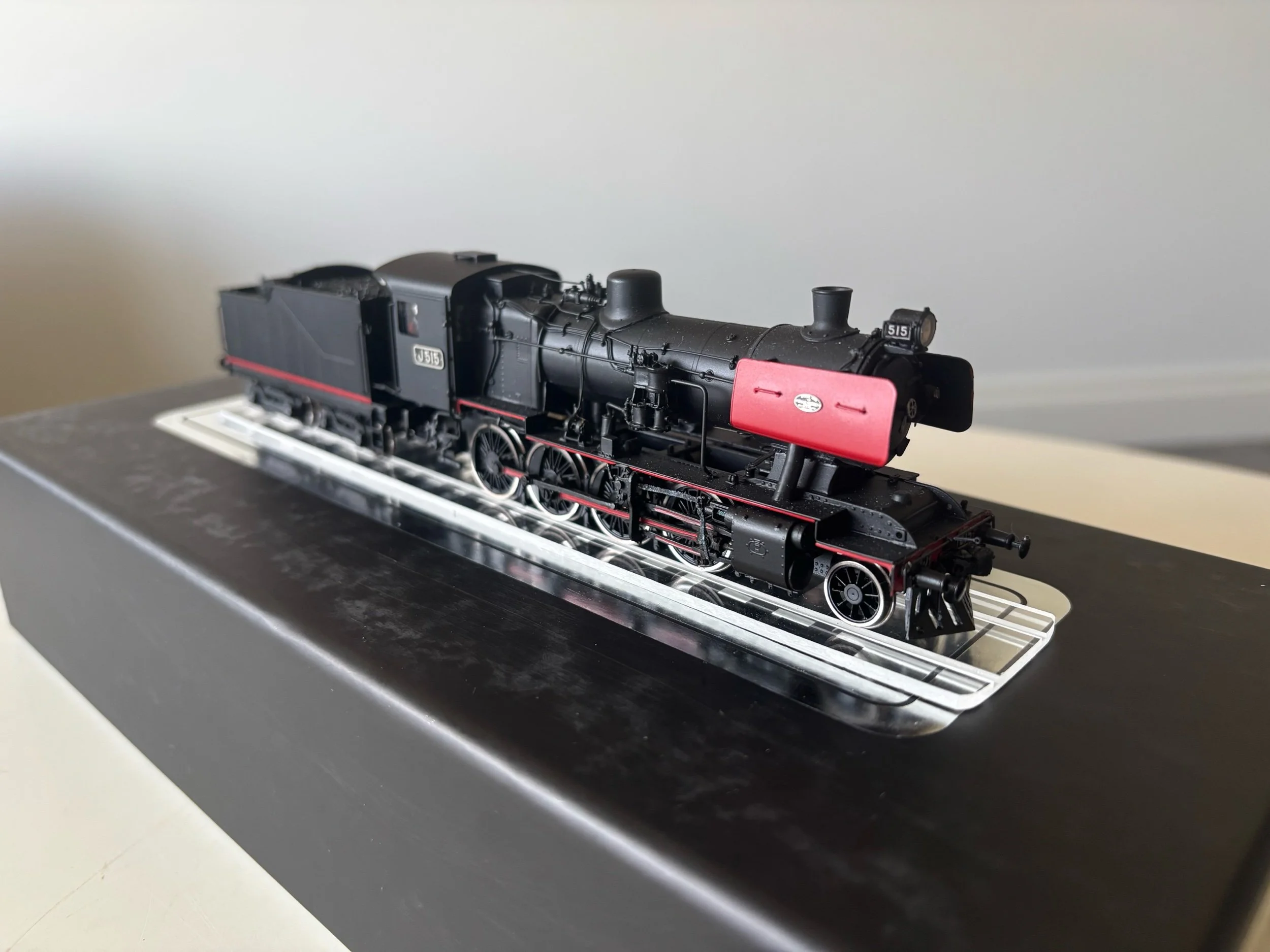 Trainbuilder Brass Victorian Railways J class J515 DCC Sound. ESU V5 with Mike Walters sound project