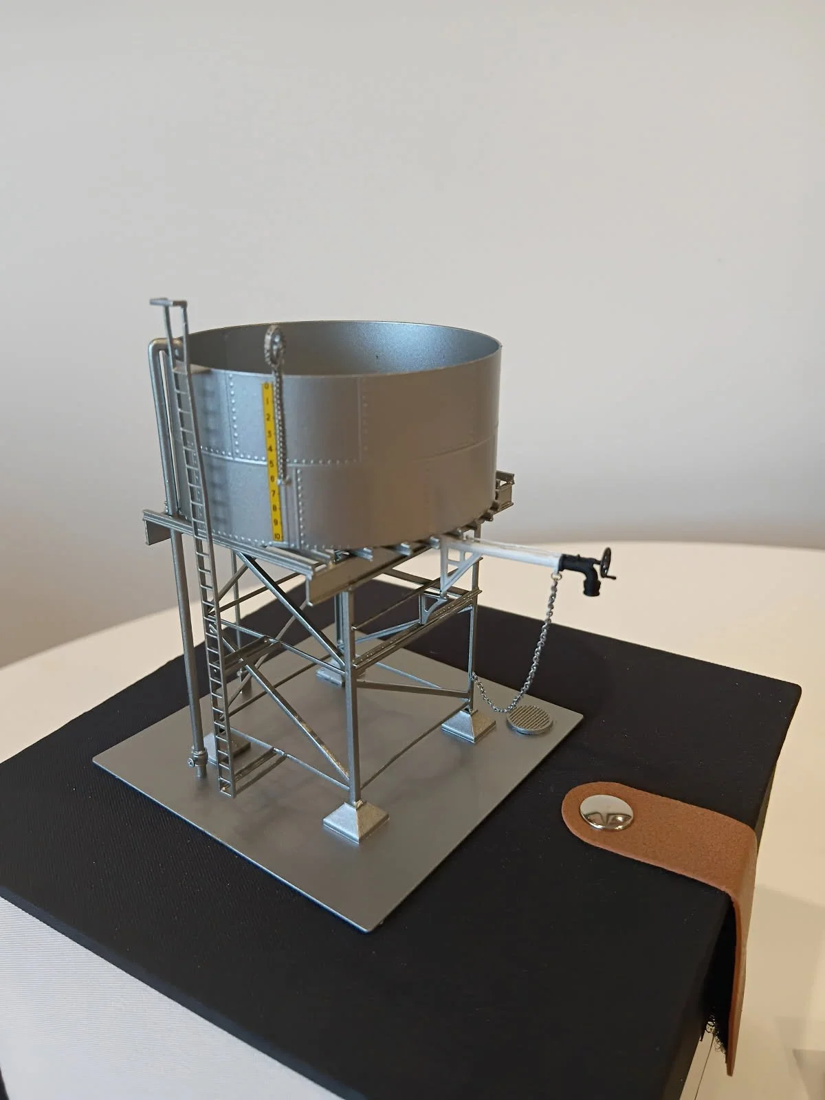 Trainbuilder Victorian Railways 10,000 Gallon Water Tank