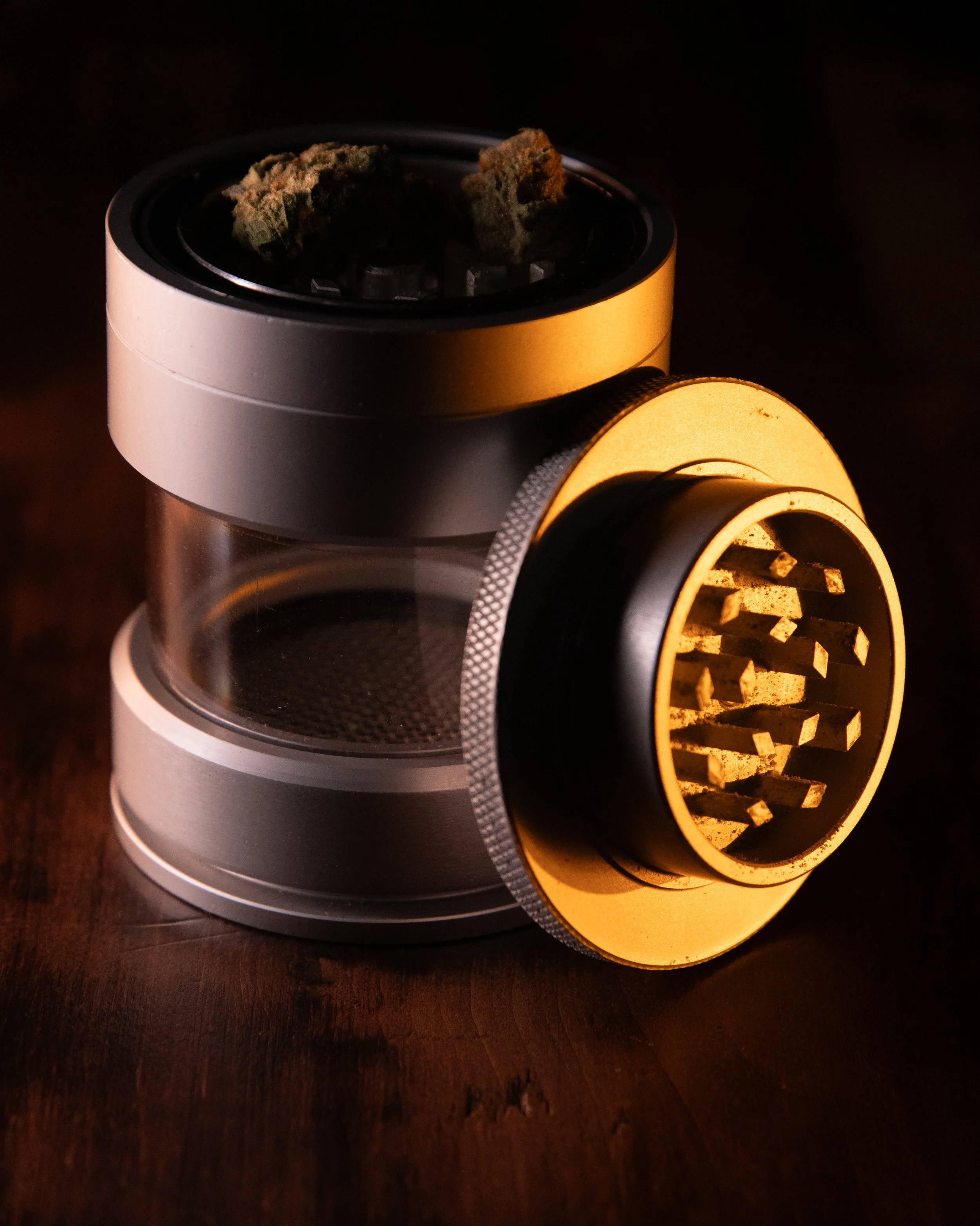 Grinder + losse deksel wiet close.jpg