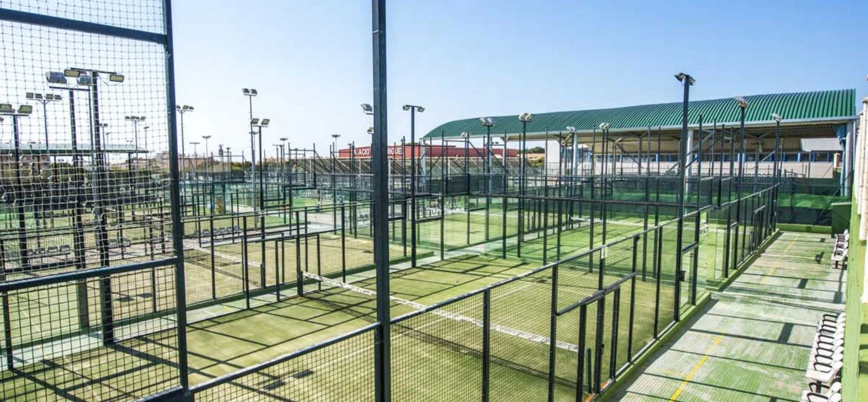LØRENSKOG PADELKLUBB ARRANGERER PADELCAMP 25 FEBRUAR – 1 MARS 2026