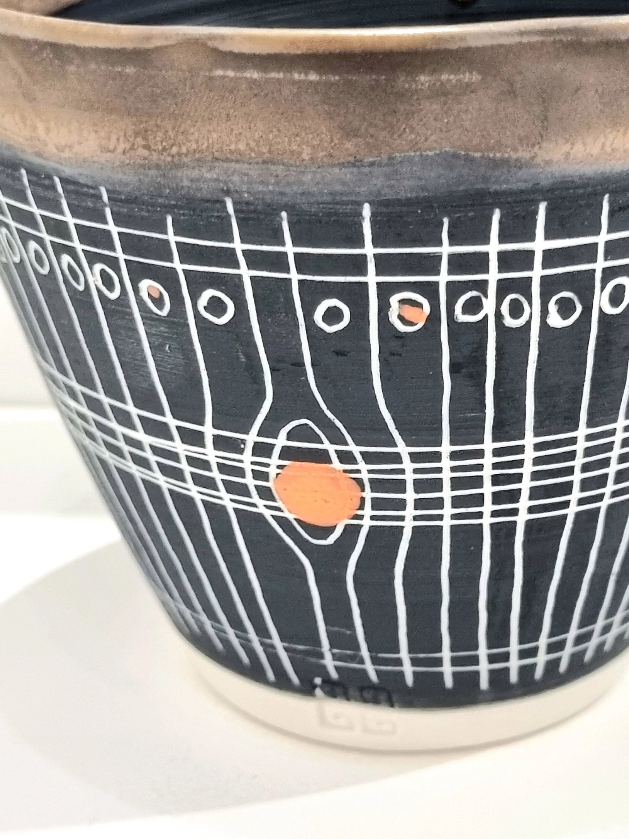 Splayed vessel 9.5 x 10.5. 2.jpg