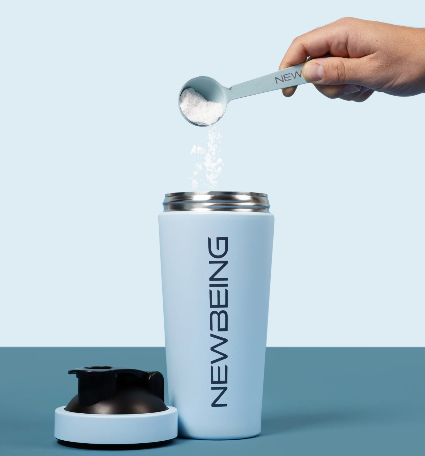 Replace up to 9 supplements with Newbeing: A single scoop contains 16 active ingredients in a refreshing Himalayan citrus-flavour drink. 
 
The most bio-available form of each ingredient
 
Designed specifically for men's physiology
 
No artificial co