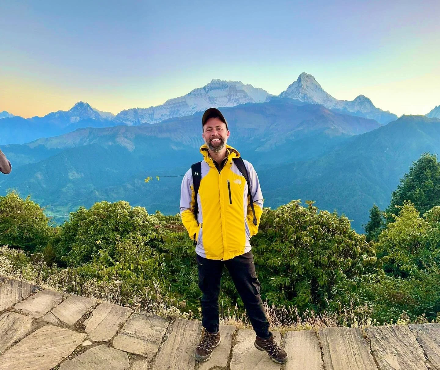 Chasing the first light at Poon Hill 🌄✨ An unforgettable morning trek with breathtaking Himalayan views as the sun rises over Annapurna and Dhaulagiri ranges. The perfect start to the day in Nepal&rsquo;s natural beauty! #PoonHillTrek #SunriseViews 