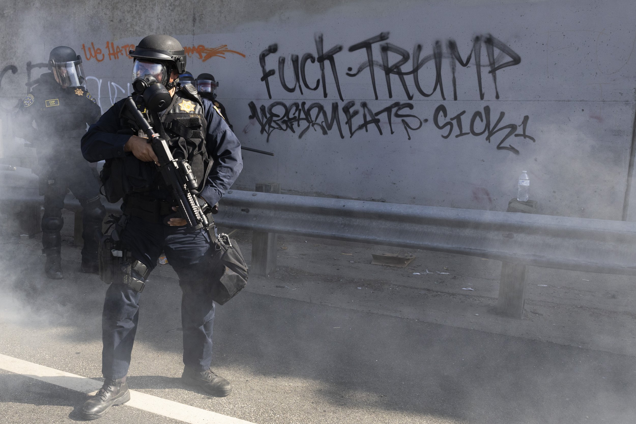 Jake_Crandall_NEWS_ICE_Protest_Day3-8692.jpg