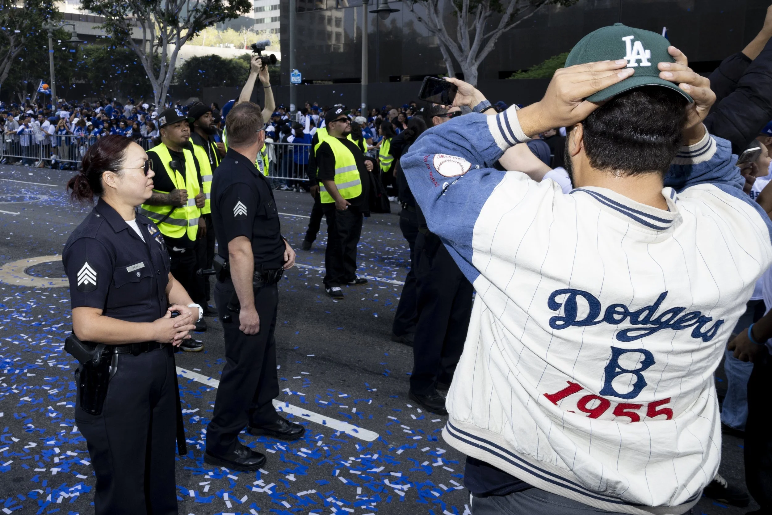 Crandall_Jake_Sports_Dodgers_WS_Parade-9725.jpg