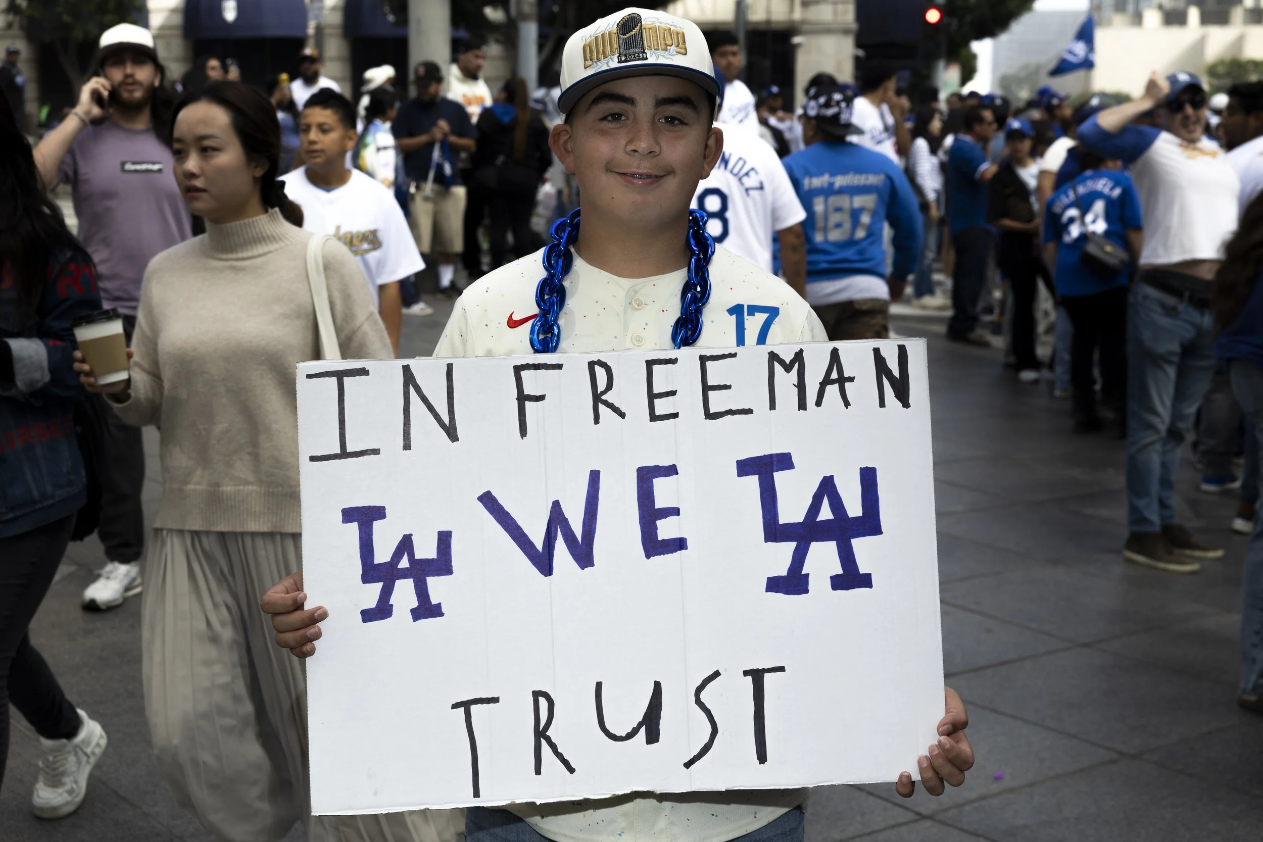 Crandall_Jake_Sports_Dodgers_WS_Parade-9424.jpg