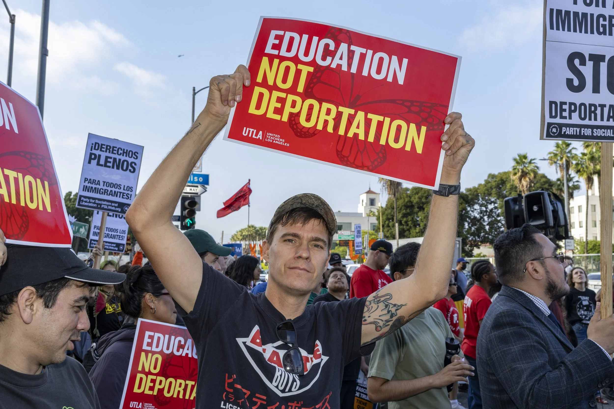 Crandall_Jake_news_ice_protest_6.6.25-0410.jpg