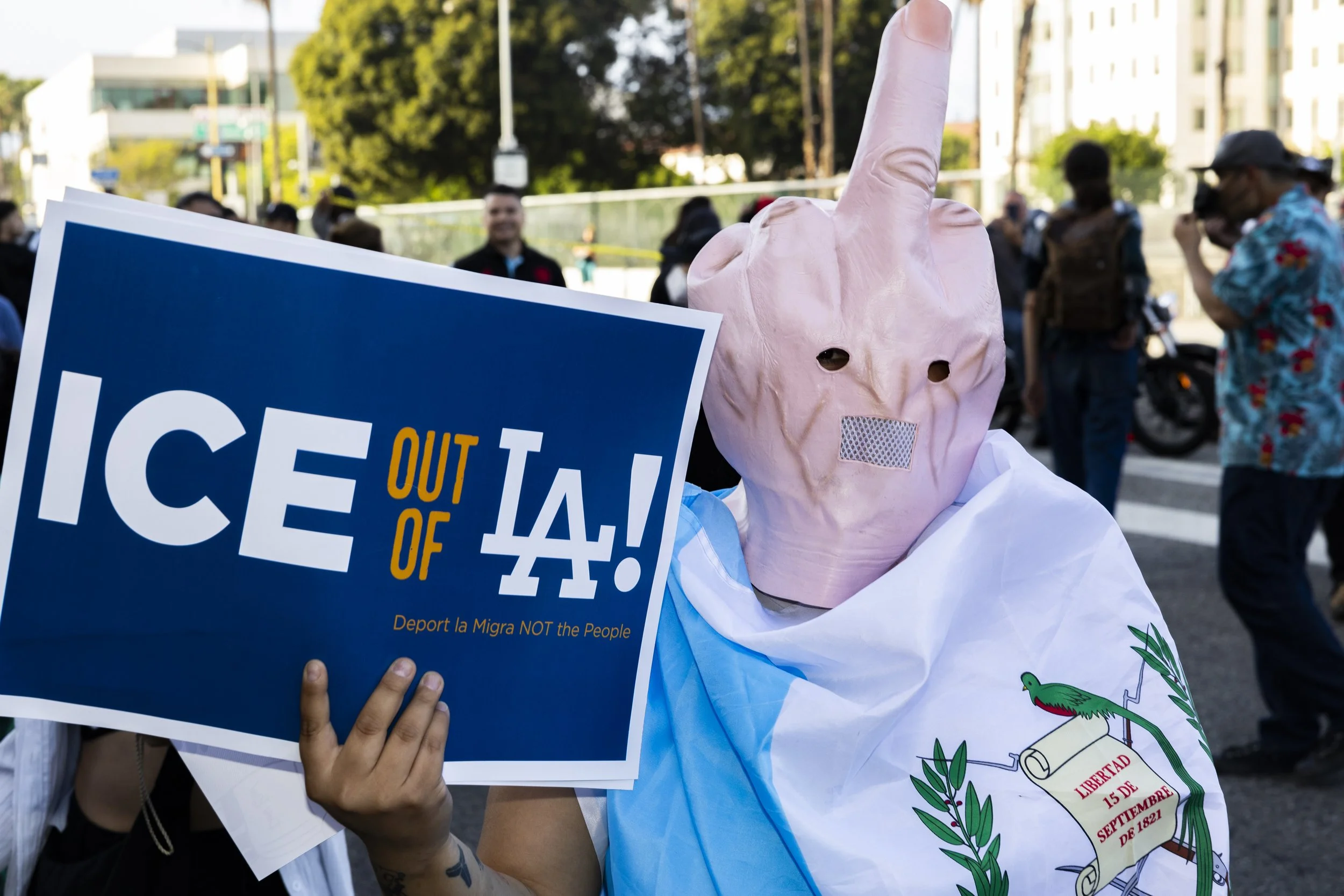 Crandall_Jake_news_ice_protest_6.6.25-0430.jpg