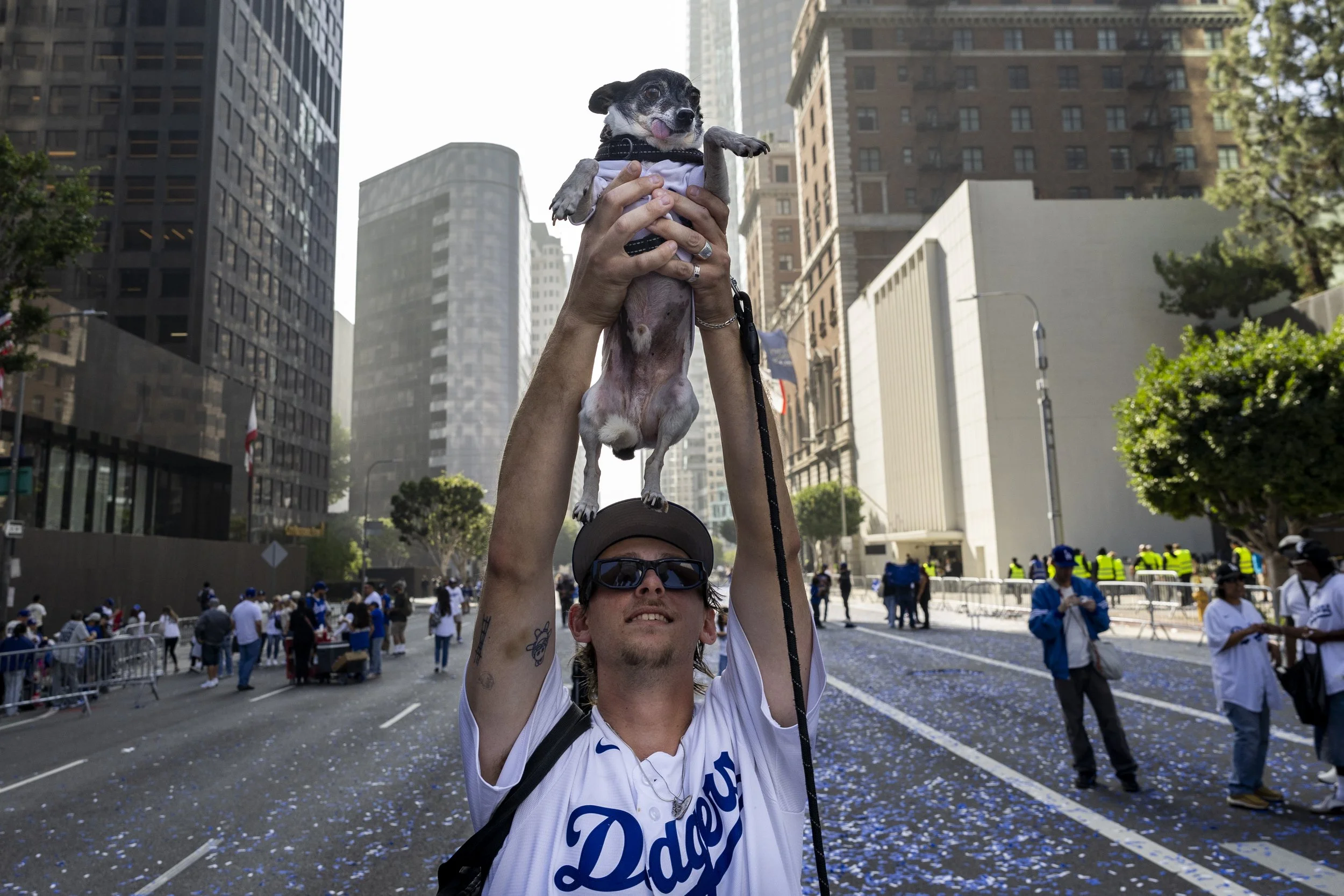 Crandall_Jake_Sports_Dodgers_WS_Parade-9800.jpg