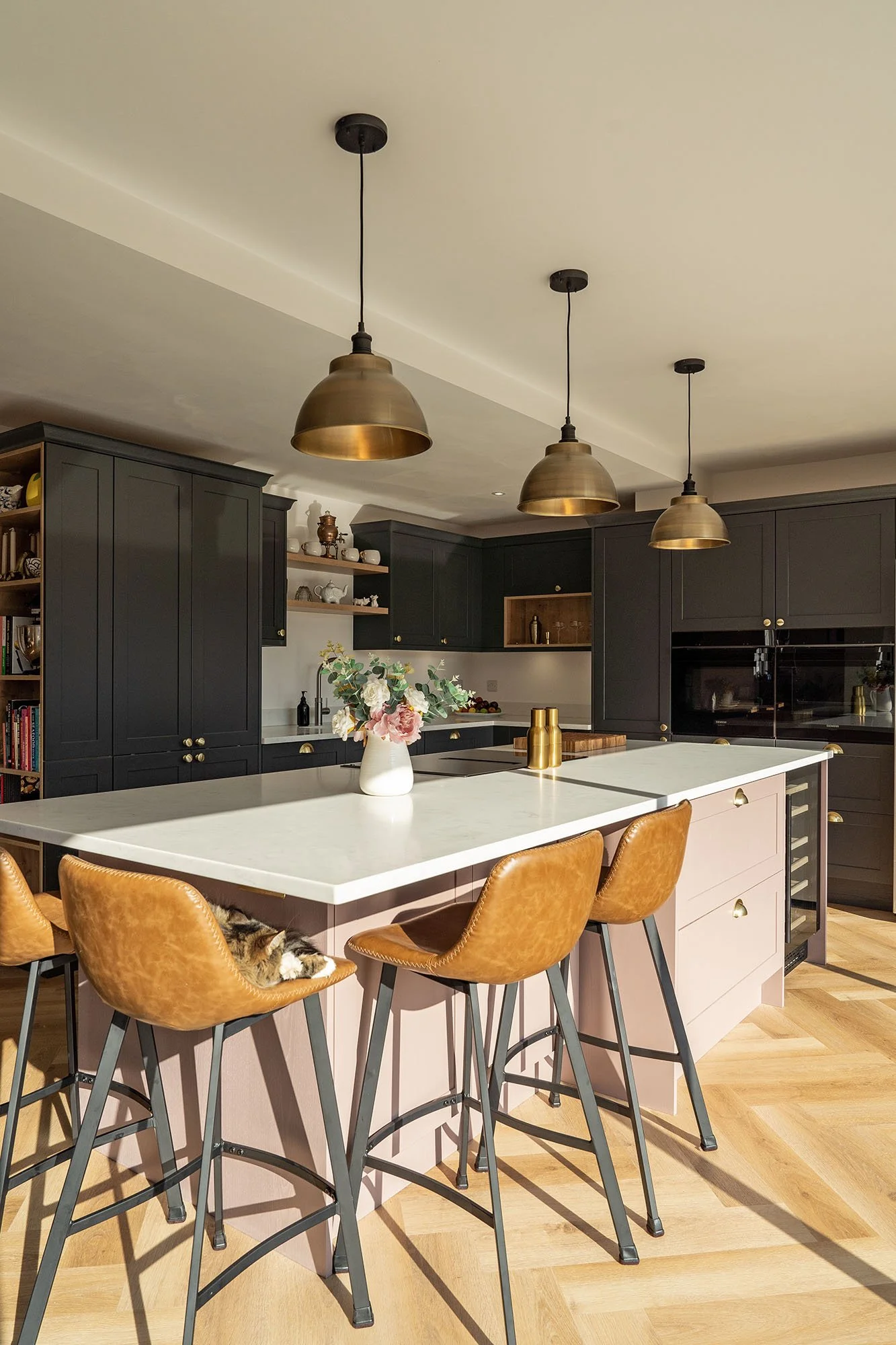 Grey Pink Shaker Kitchen Stadhampton