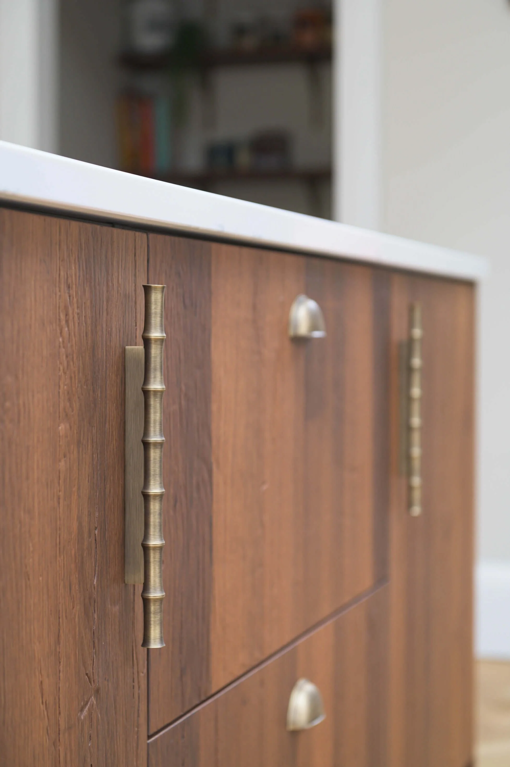 White & Oak Shaker Kitchen in Buckinghamshire 