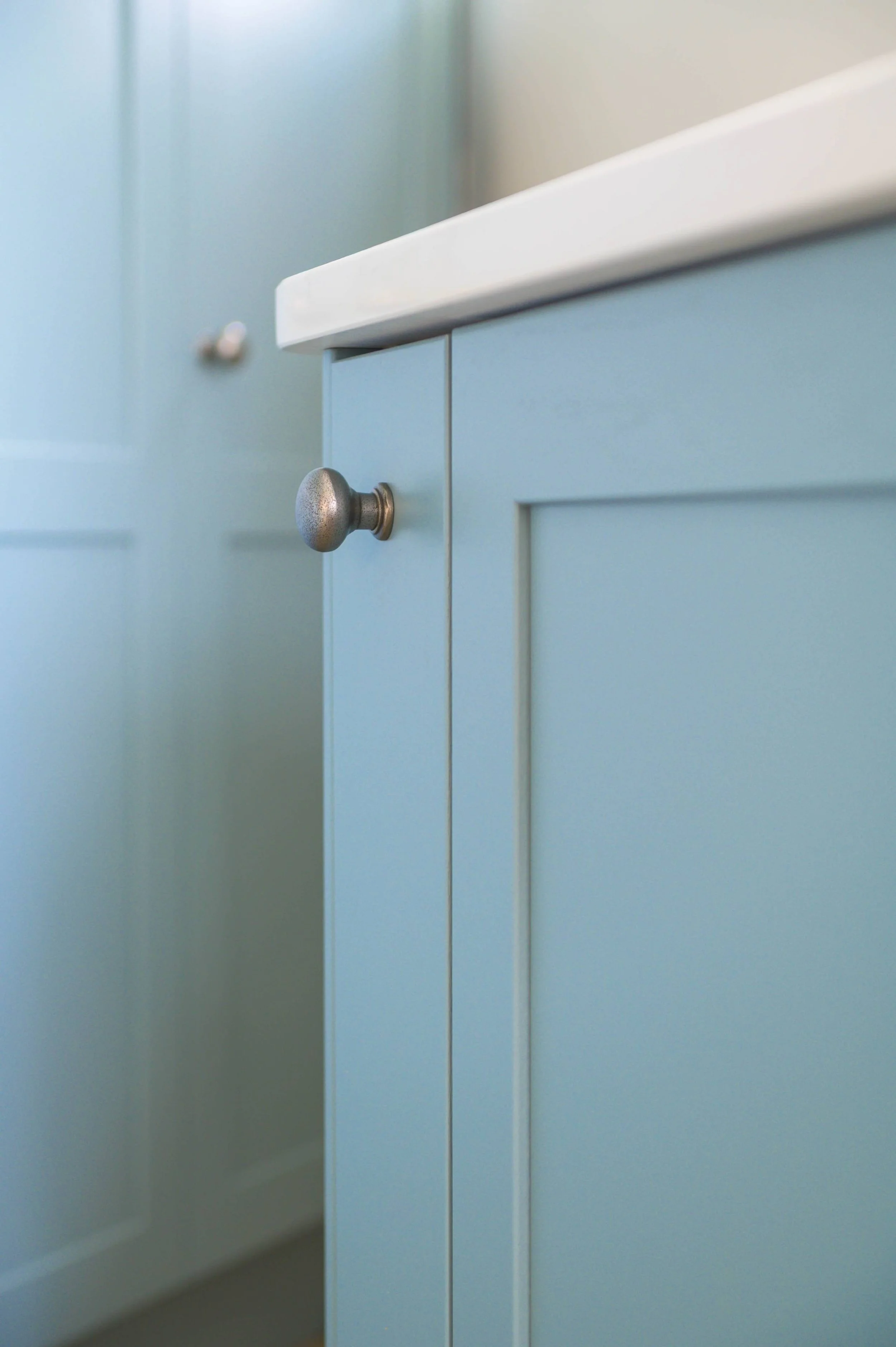 Light Teal Shaker Kitchen in Buckinghamshire 