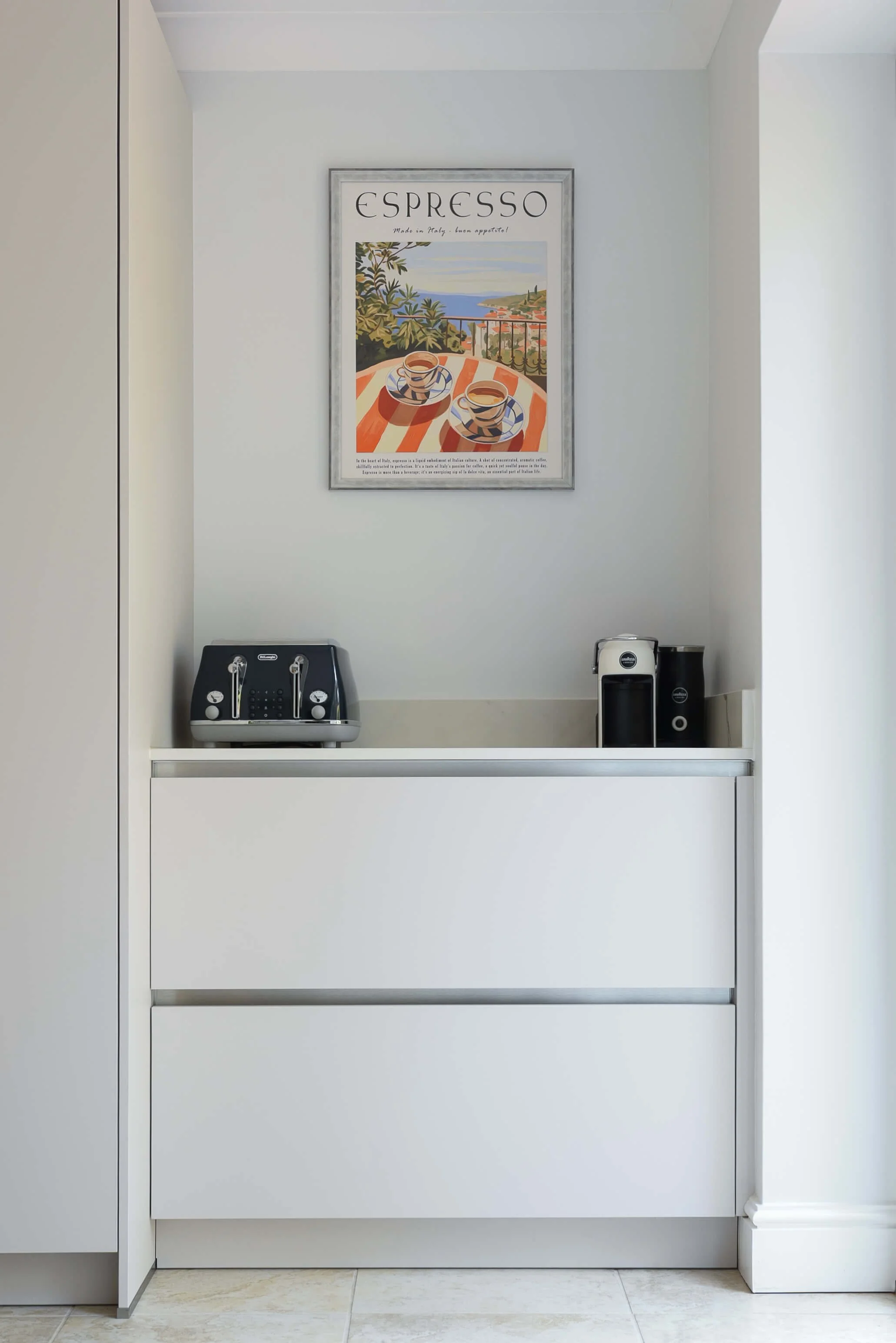 Blue & Taupe Handleless Kitchen in Buckinghamshire 
