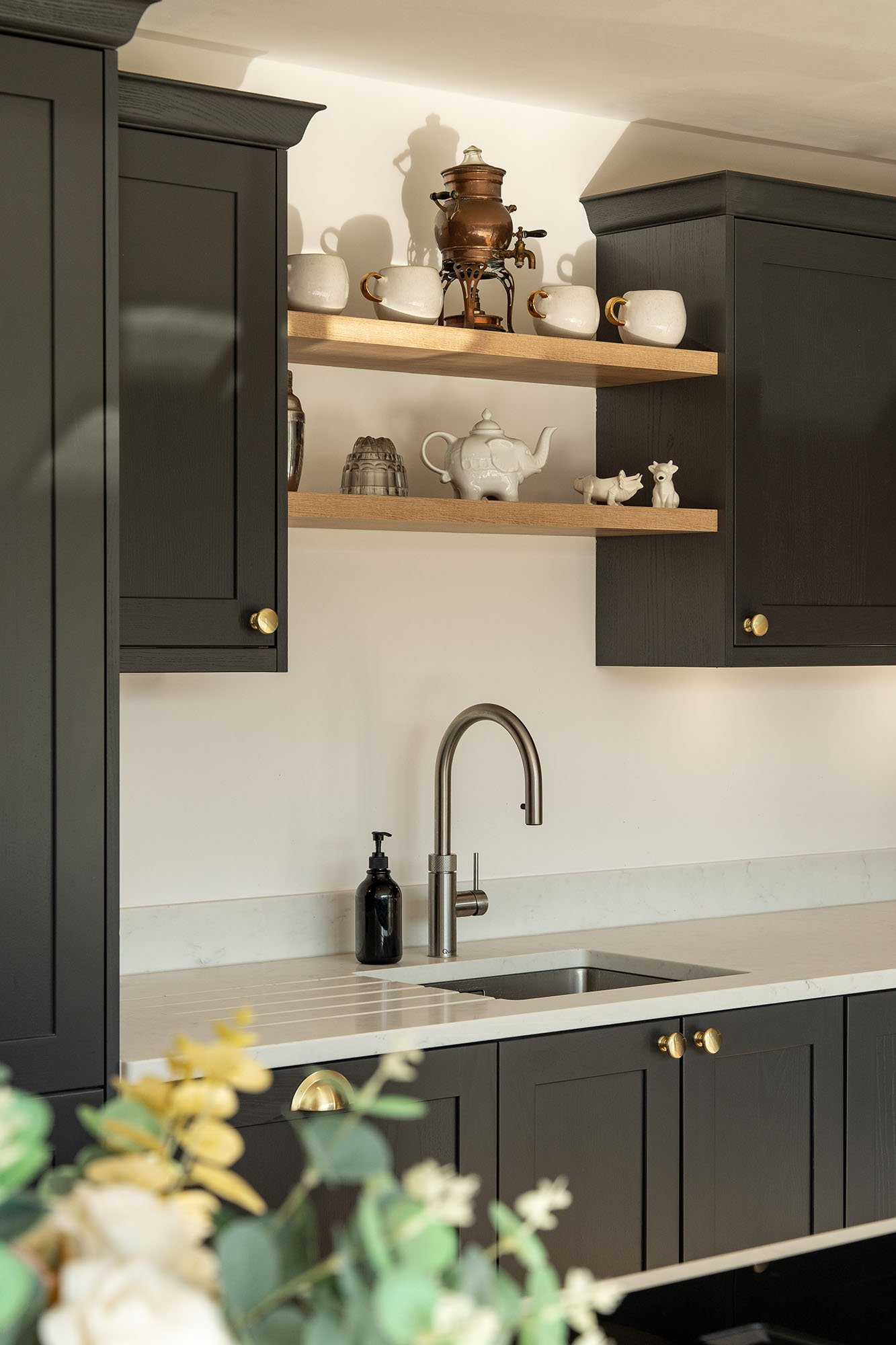 Grey Pink Shaker Kitchen Stadhampton