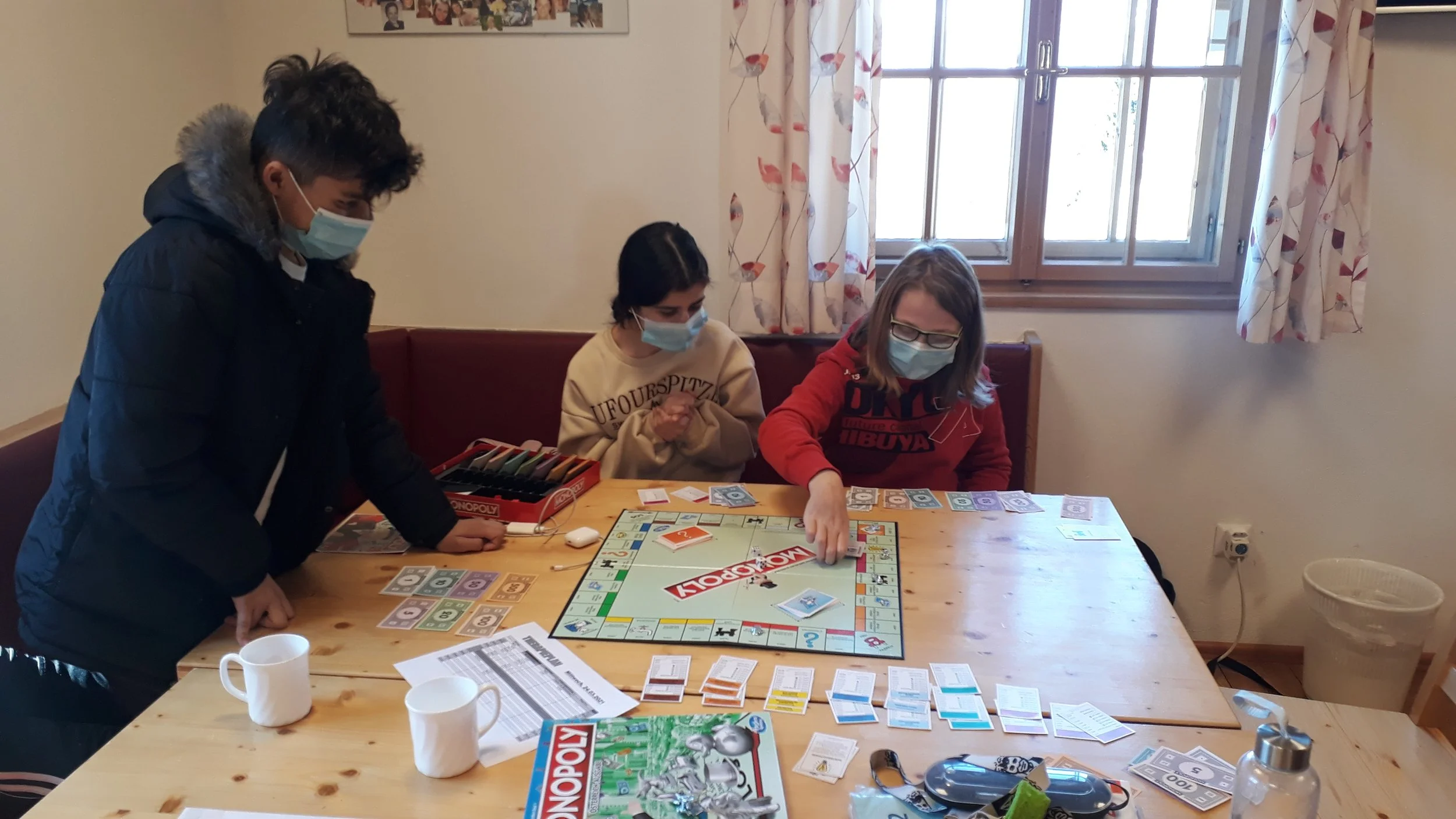 2021_11_Spielen mit Maske.jpg