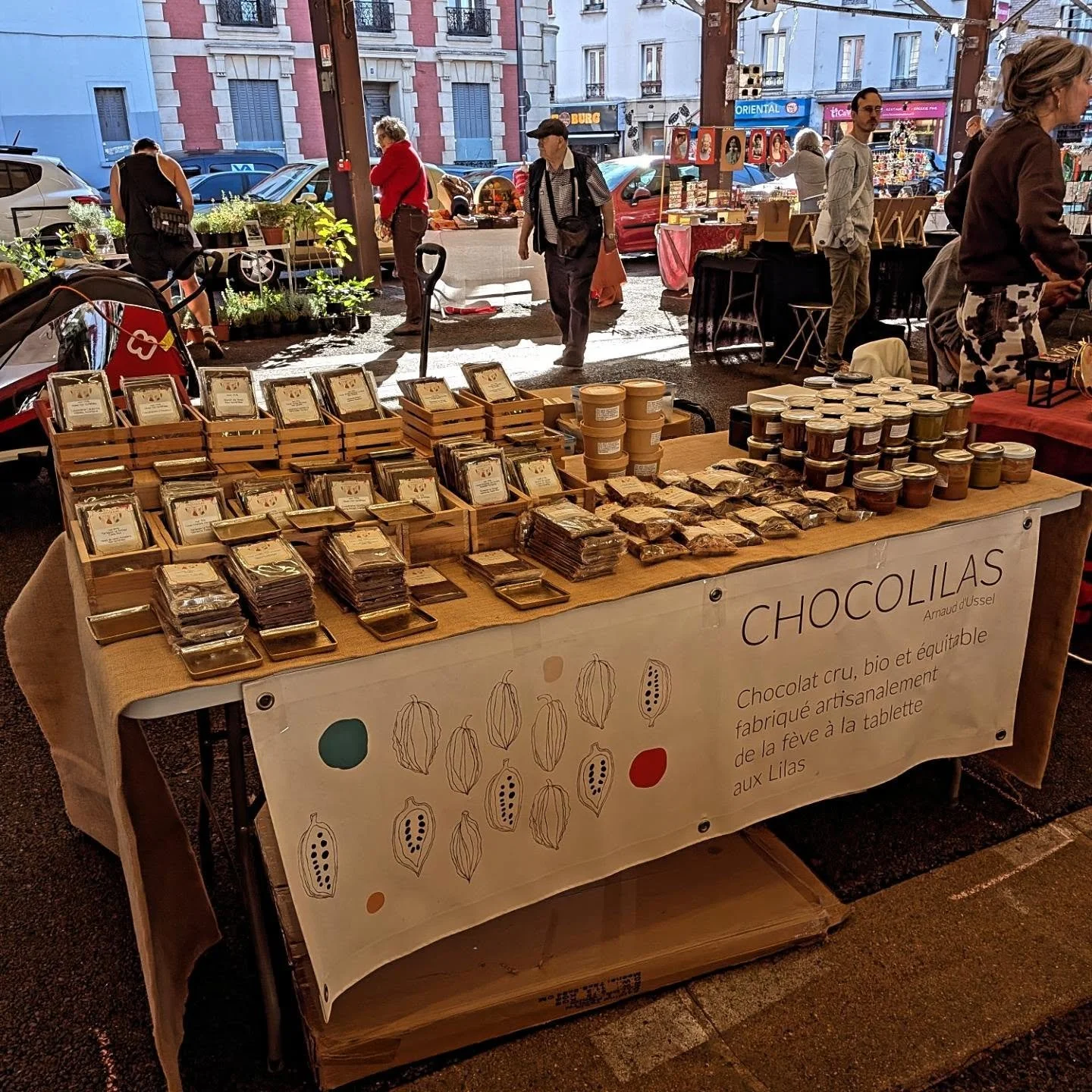 🎄 Les march&eacute;s de No&euml;l approchent &agrave; grands pas !

Si vous suivez le compte chocolilas, vous avez peut-&ecirc;tre vu que j&rsquo;ai r&eacute;cemment particip&eacute; &agrave; deux march&eacute;s &agrave; Romainville et &agrave; un &