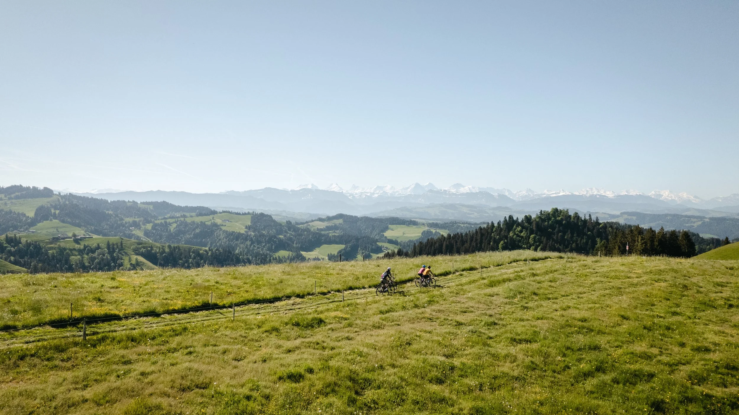 02_luederenalp_gravel-tour-alpenblick-im-emmental_c_bern-welcome.jpg