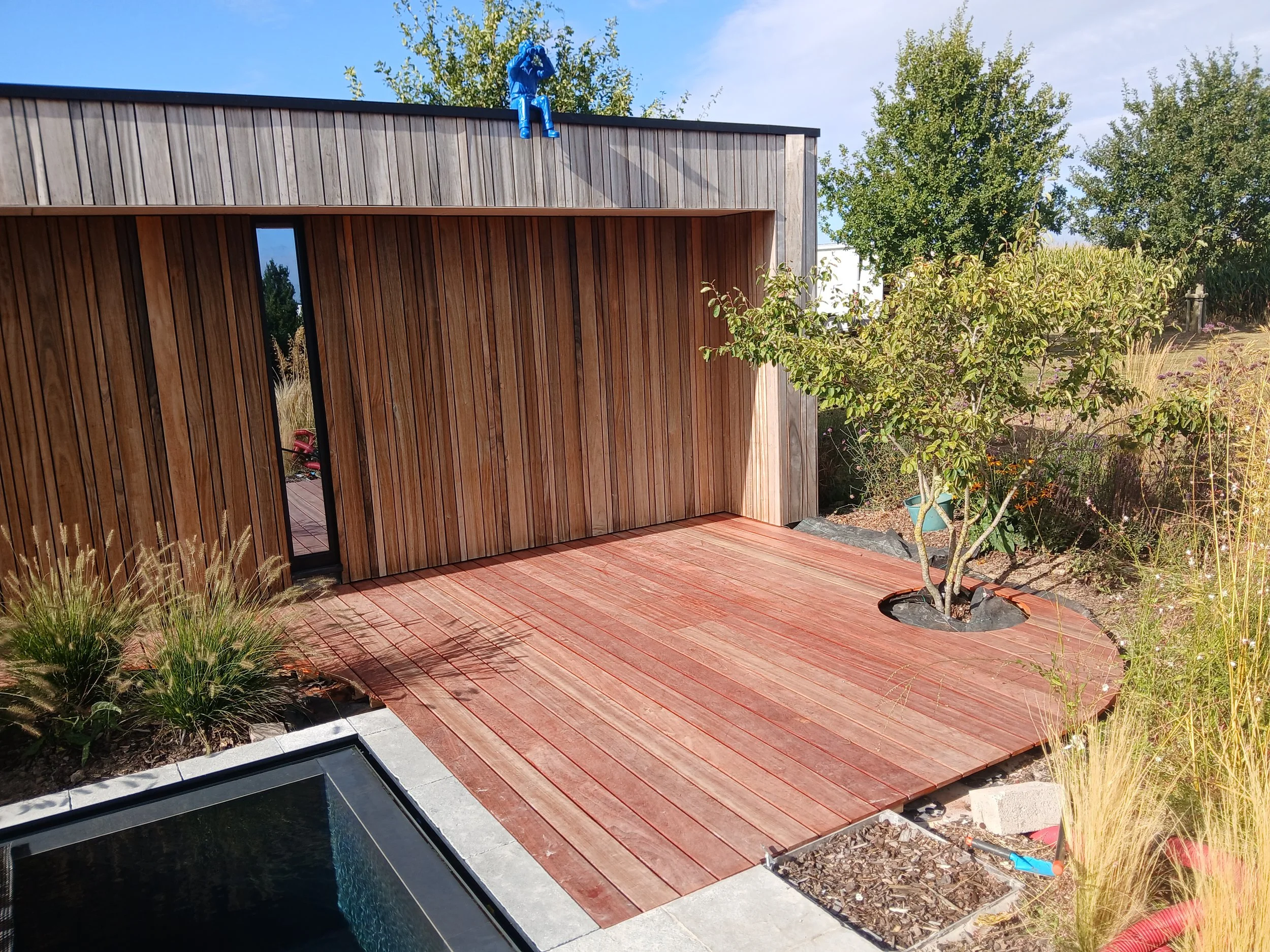 gevelbekleding en terras Moorslede