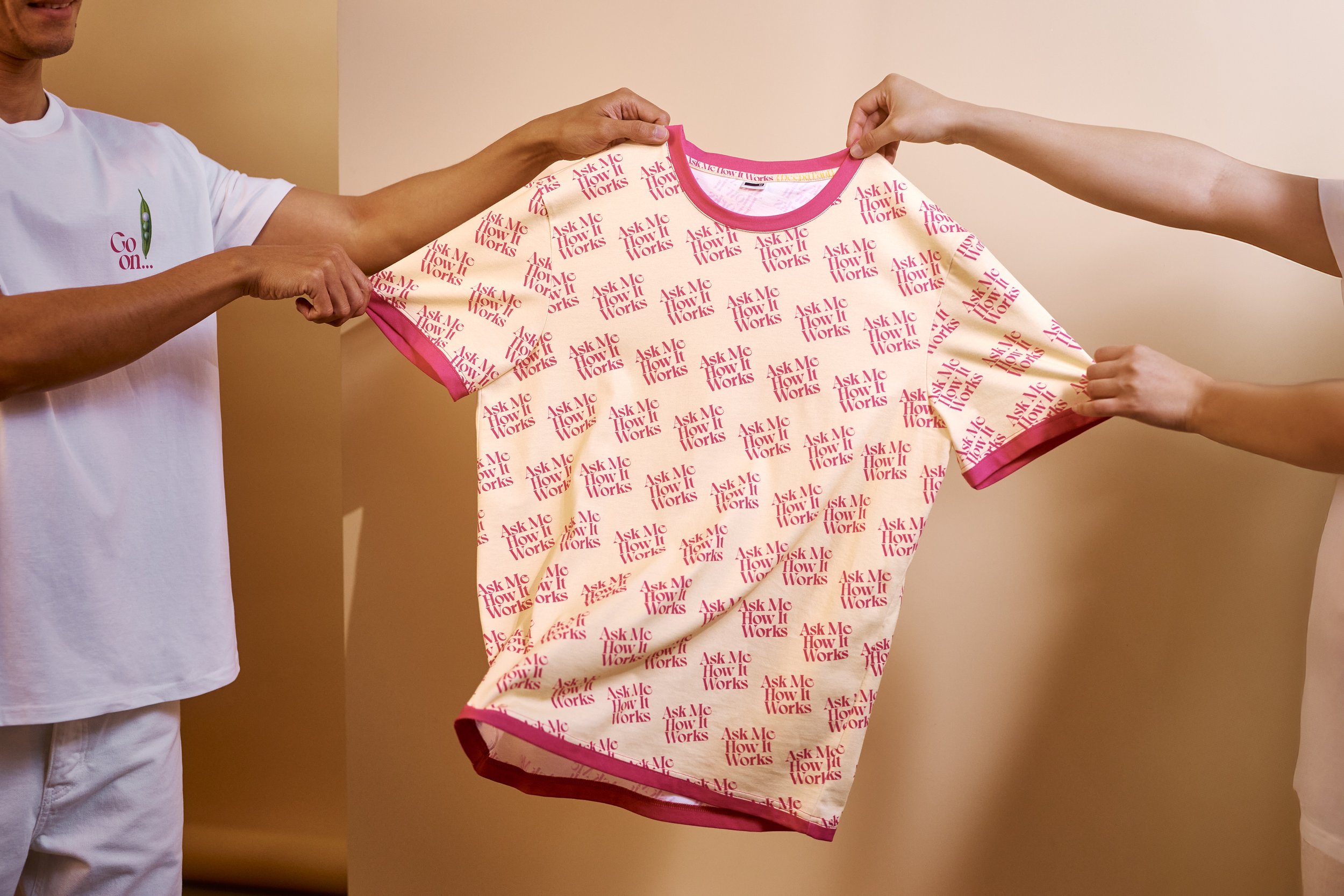 25_05_AMHIW_Merch14603_ALLOVER_Still.Hands_conorvella_3000px (1).jpg