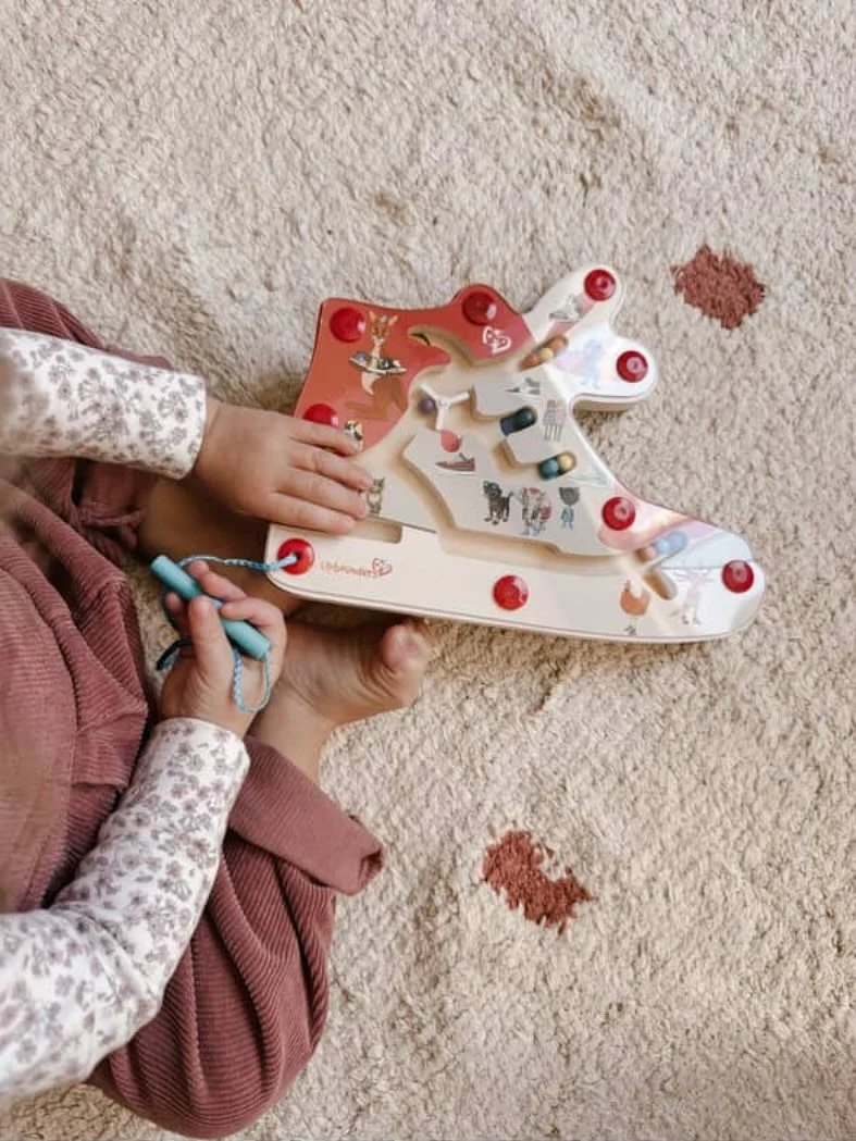 Little hands, big adventures! 🚀 Our Busy Board keeps curious minds engaged and learning through play!  #upbounders 

#play #montessori #kids #toddlers