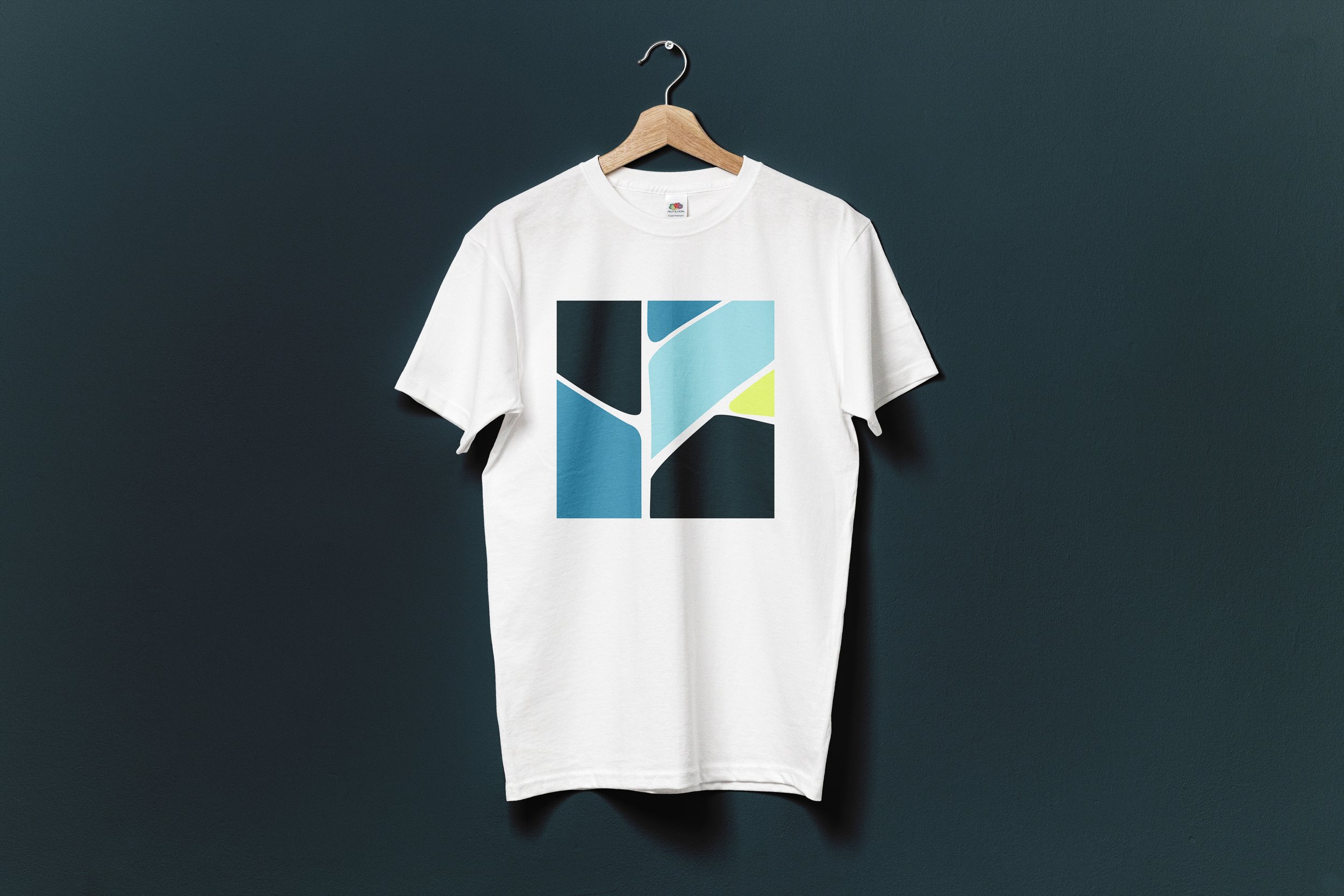 Hanging_T-Shirt_Mockup.jpg