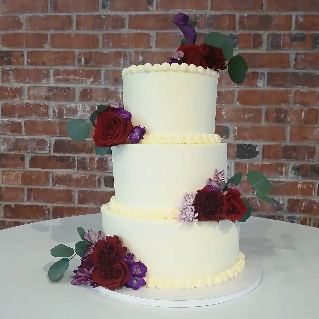 Heather &amp; Ceasar 💍🤍

Wishing the happiest marriage to Heather and Ceasar! 

For this wedding, they had a 3 tier cake with 8", 10", and 12" tiers plus a half sheet cake for 200 guests! 🤍

All the cakes were almond flavor with a c