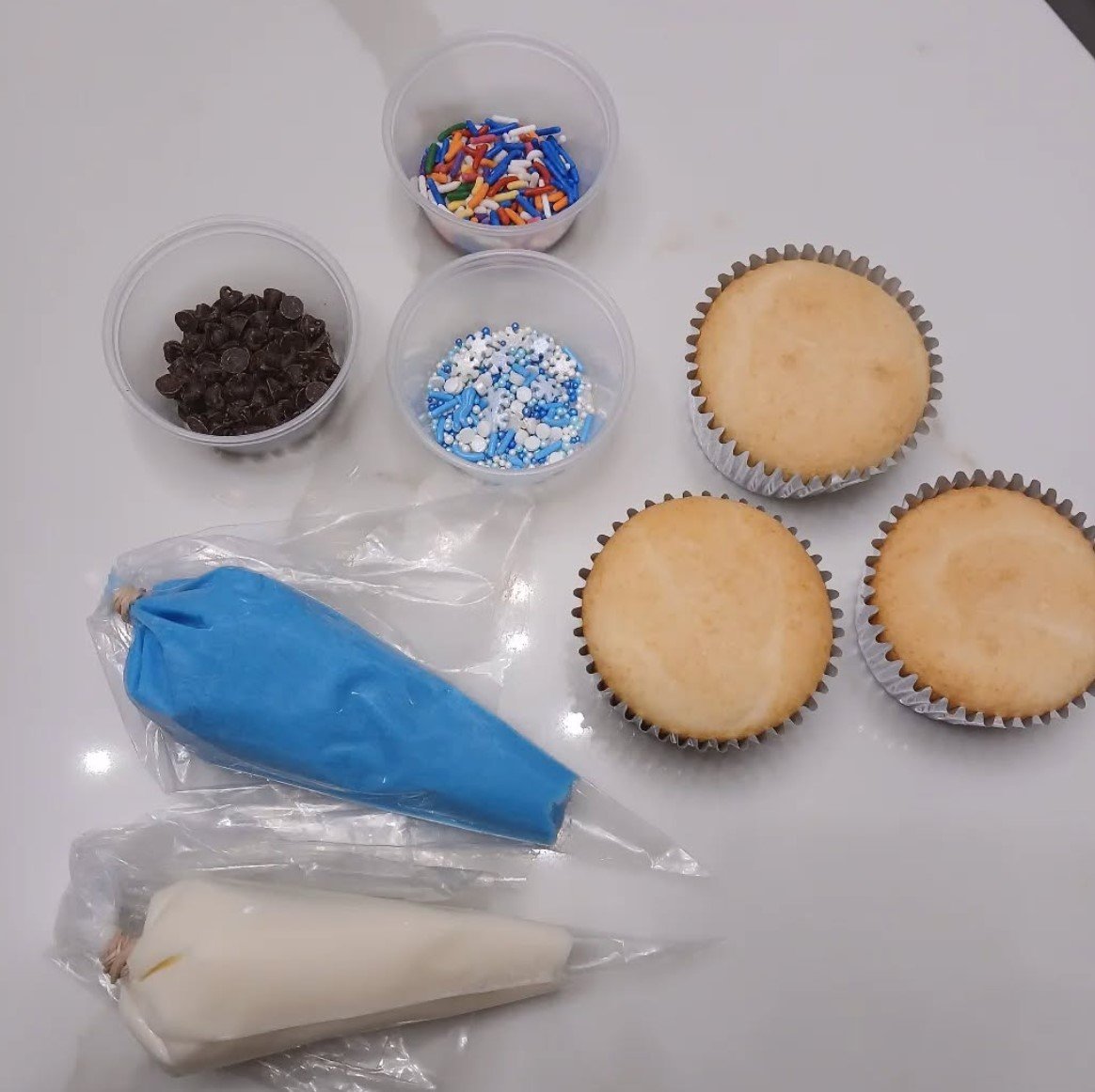 cupcake kit.jpg