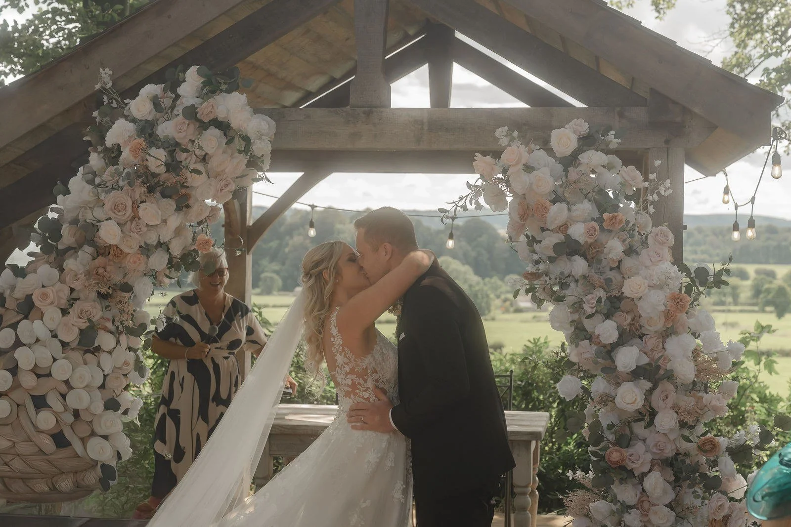 19-Beth&JohnWeding-150.jpg