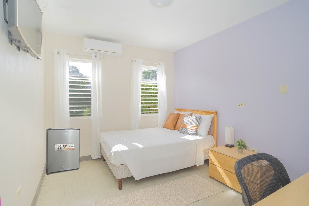 silver bedroom.jpg