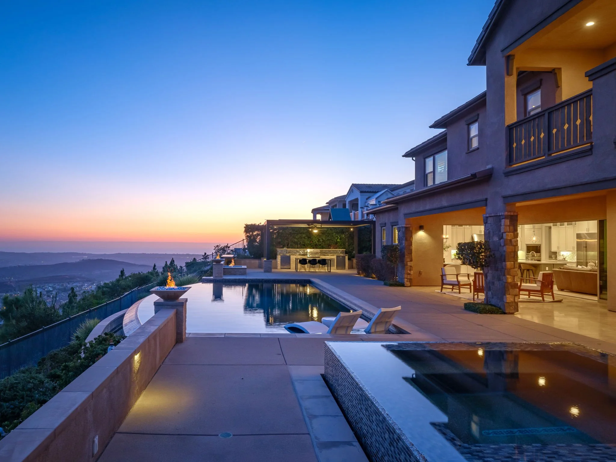 40-web-or-mls-546-Ledge-St-SandKasl-Imaging-Gary-Kasl-San-Diego-Residential-Hospitality-Photography-45-2.jpg