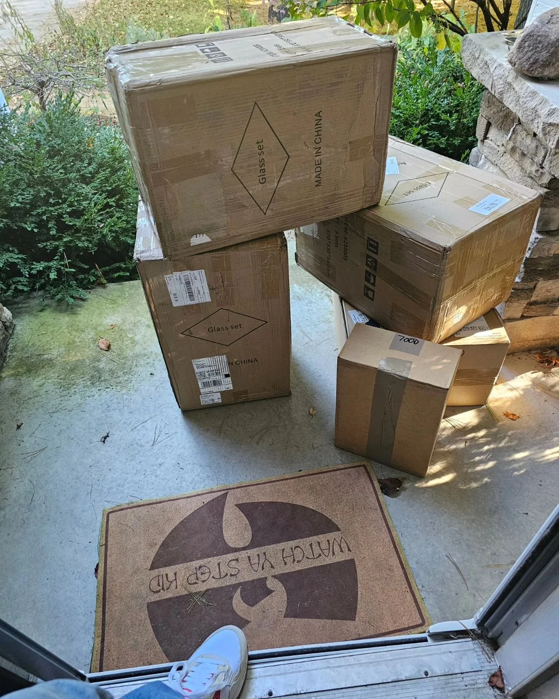 Watch ya step.

Delivery days of stock for @flint_rock_customs are some of my favorites. They've been more and more frequent lately. Busy is good. I still got time for you though. Get at me about our project. 📈📈📈