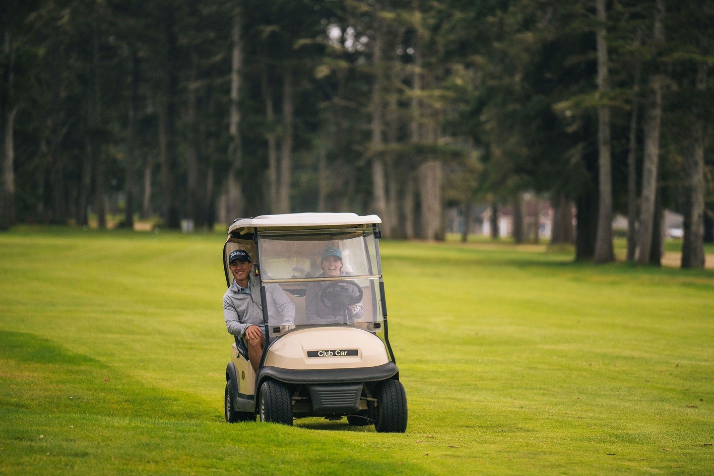 Add some Ocean Shores fun to your New Year's resolutions! What would you add to this list of 2025 to-dos? 

⛳ Play a round at the Ocean Shores Golf Course 
🍿 Catch a new release at the @OceanShoresCinema
🦈 Take a new profile pic at Sharky's 
🌲 Exp