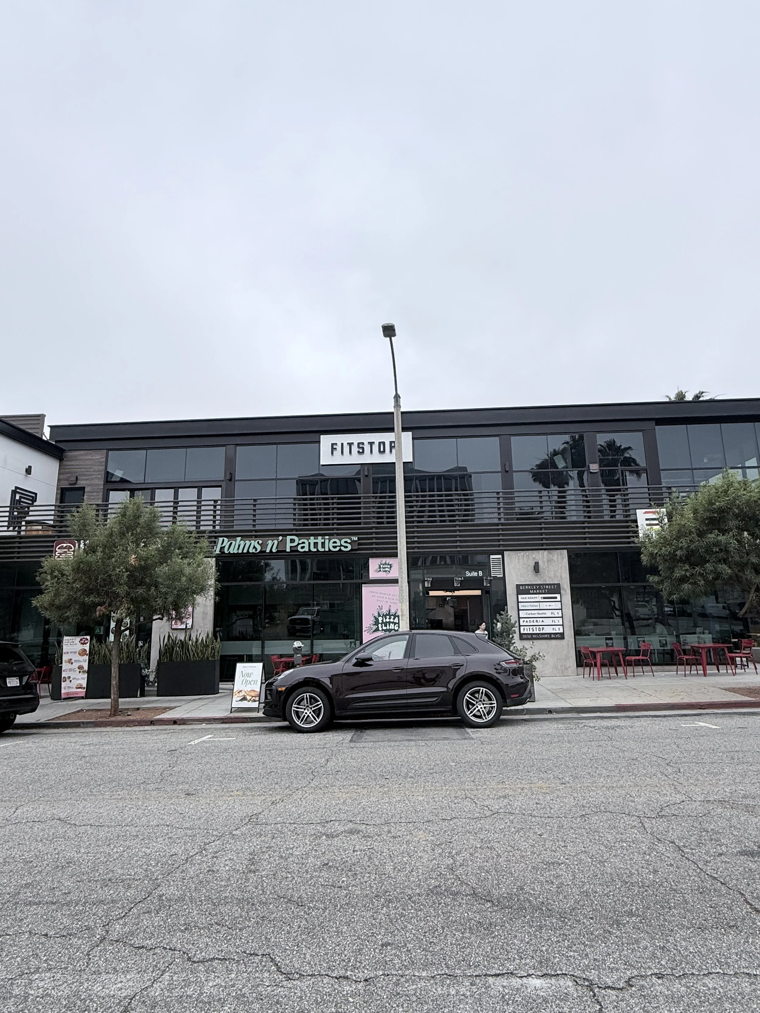 3032 Wilshire Blvd: LEASED TO PIZZA FLING
