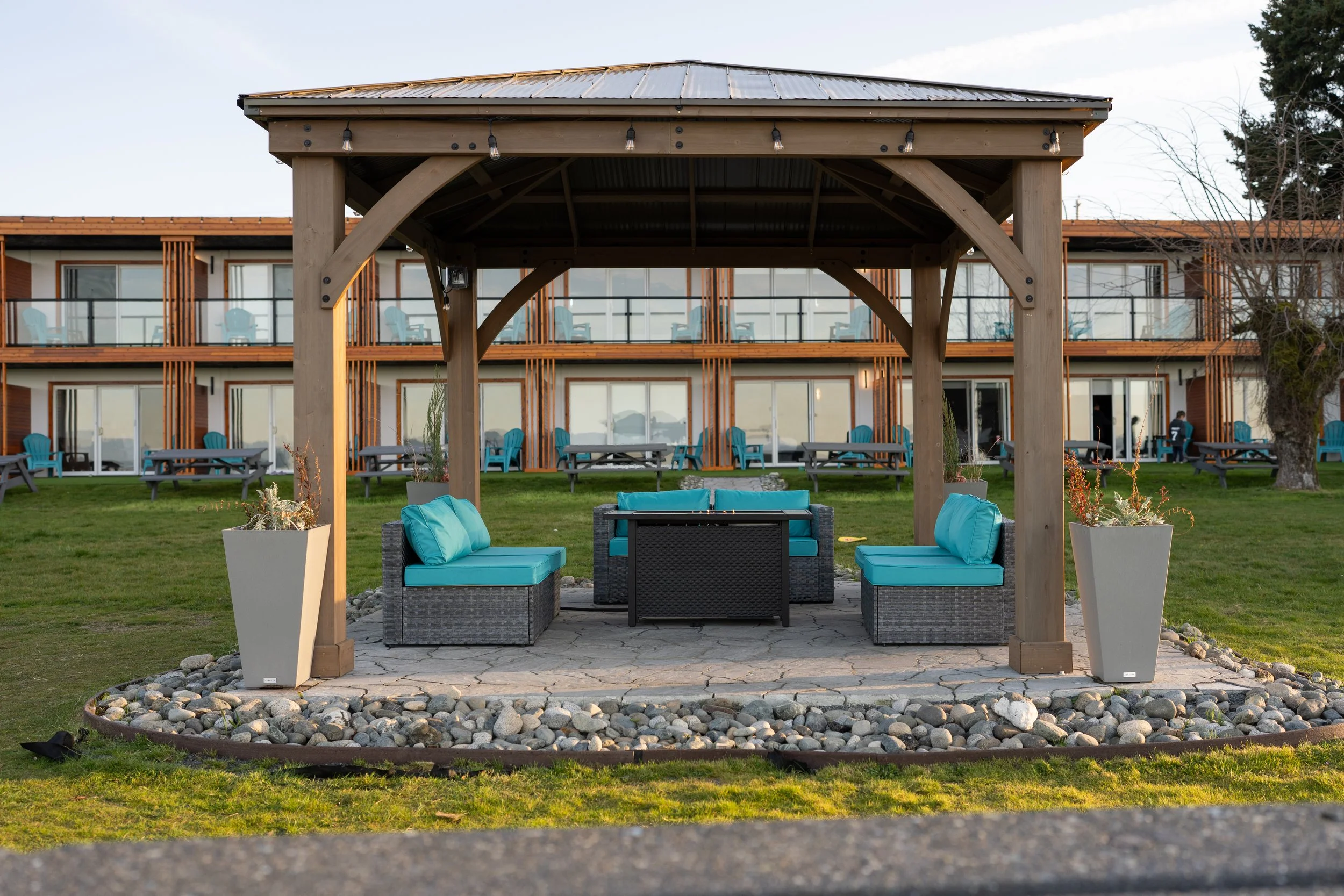 Gazebo 2.jpg