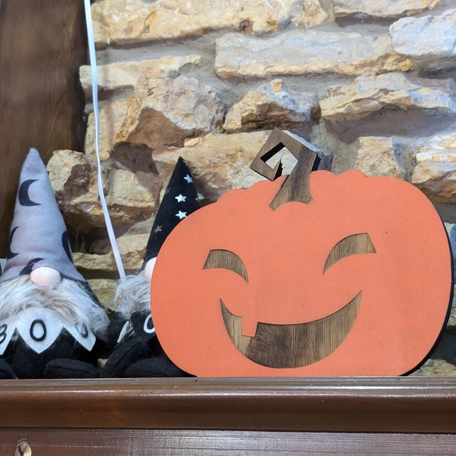 It's fall ya'll! Harvest Jack pumpkins come in four options to suit your style - two jack-o-lanterns and two harvested pumpkins. Use them to start your own pumpkin patch or simply add to what you already have! At 11&quot; they are the perfect fit for