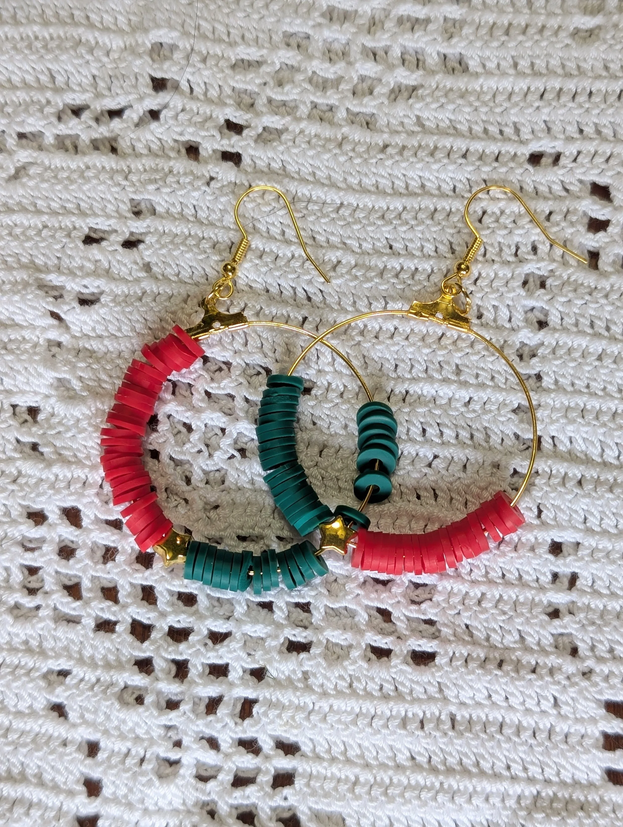 Christmas red green star earrings.jpg