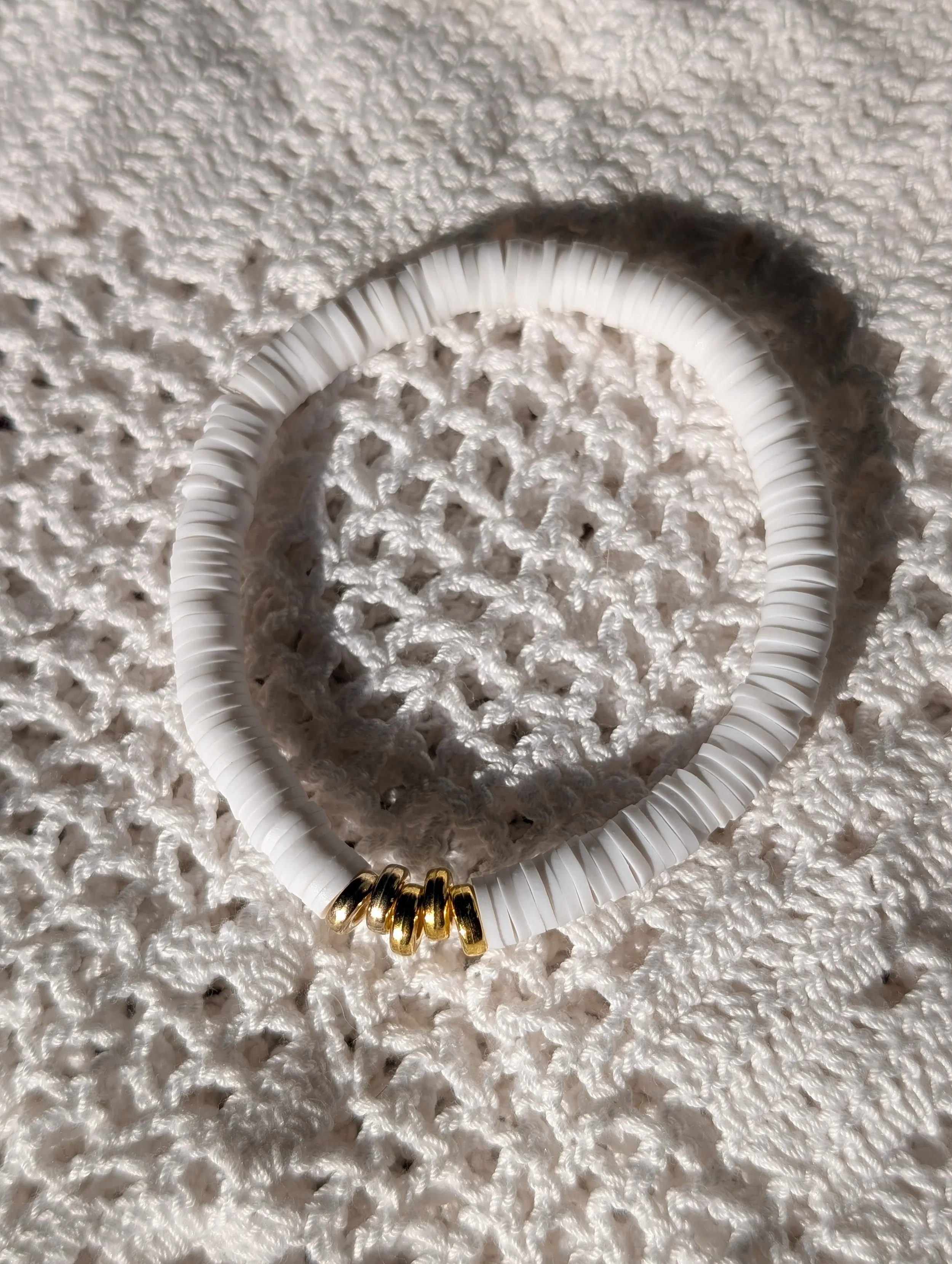 Christmas bracelet white.jpg