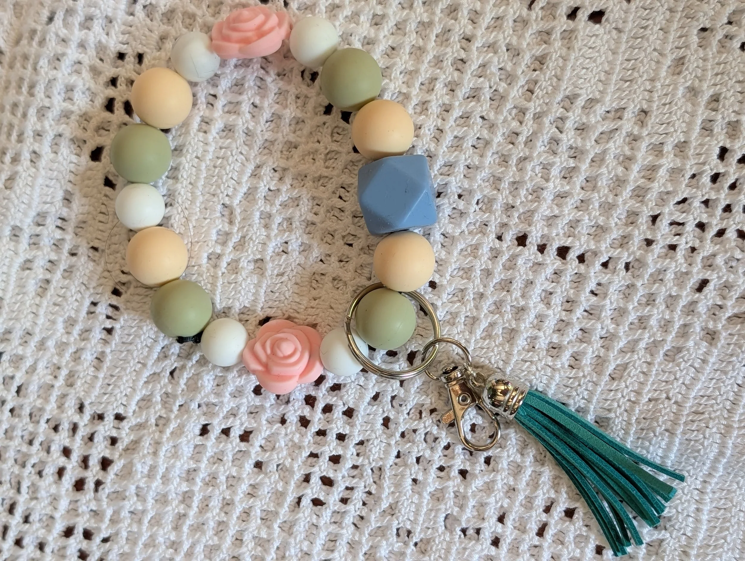 pink flower keychain.jpg