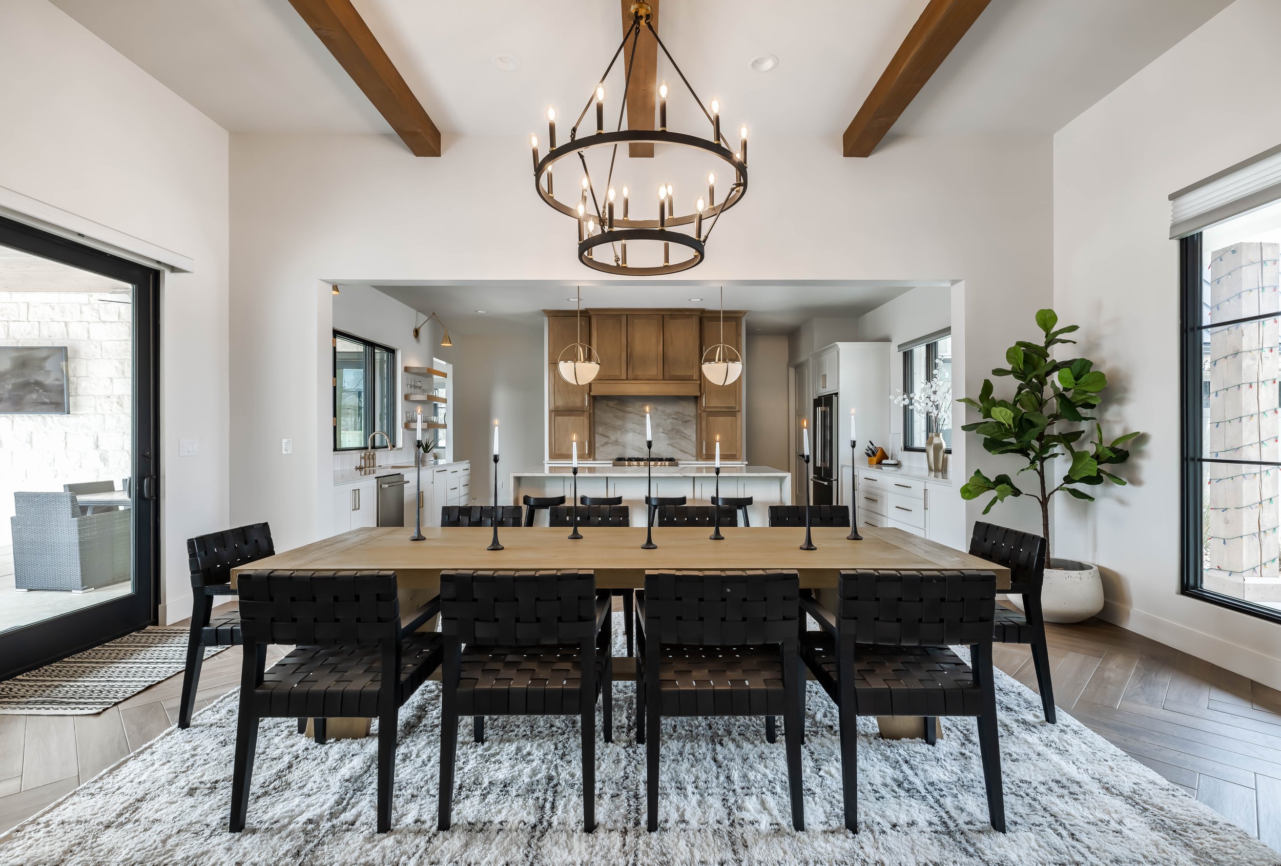 Custom Dining Room - Texas Living Homes - Custom home builder in Kerrville and Fredericksburg, Texas.