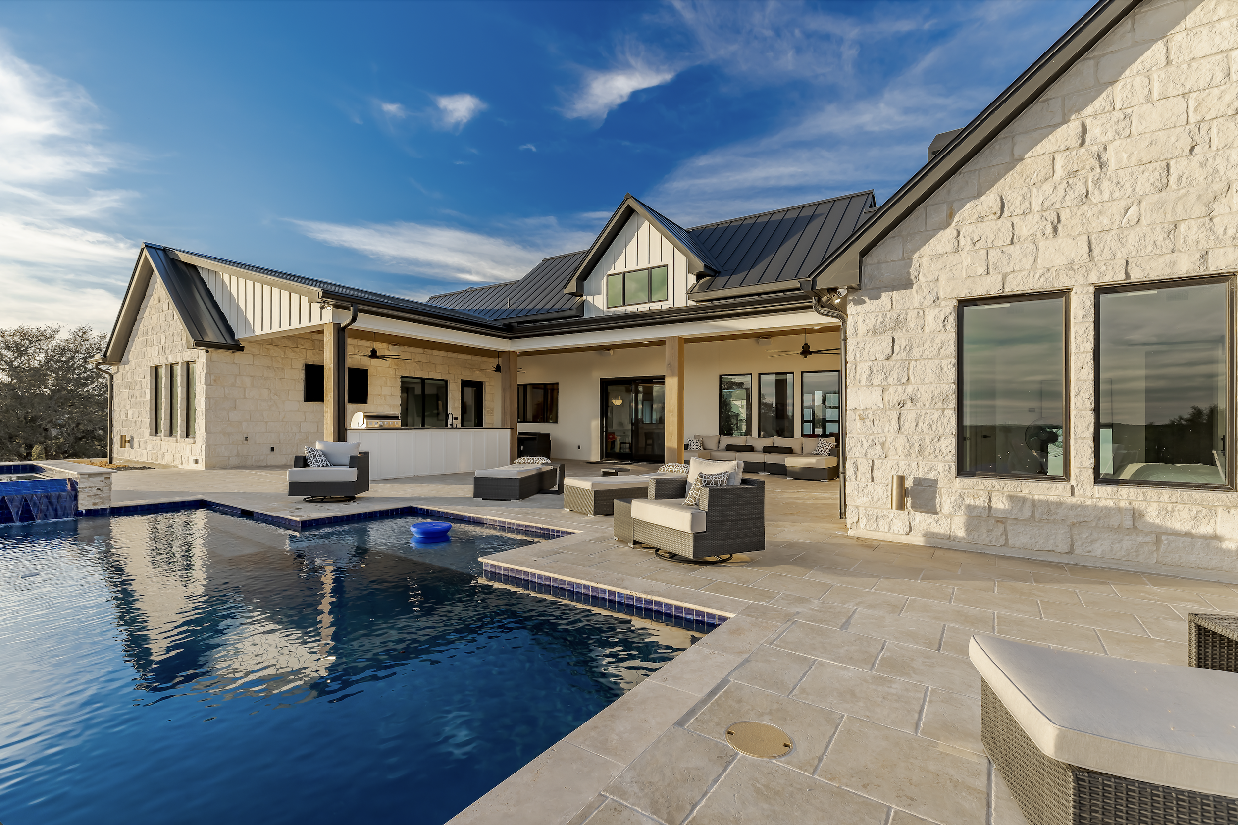 Custom Pool & Outdoor Patio - Texas Living Homes - Custom home builder in Kerrville and Fredericksburg, Texas.