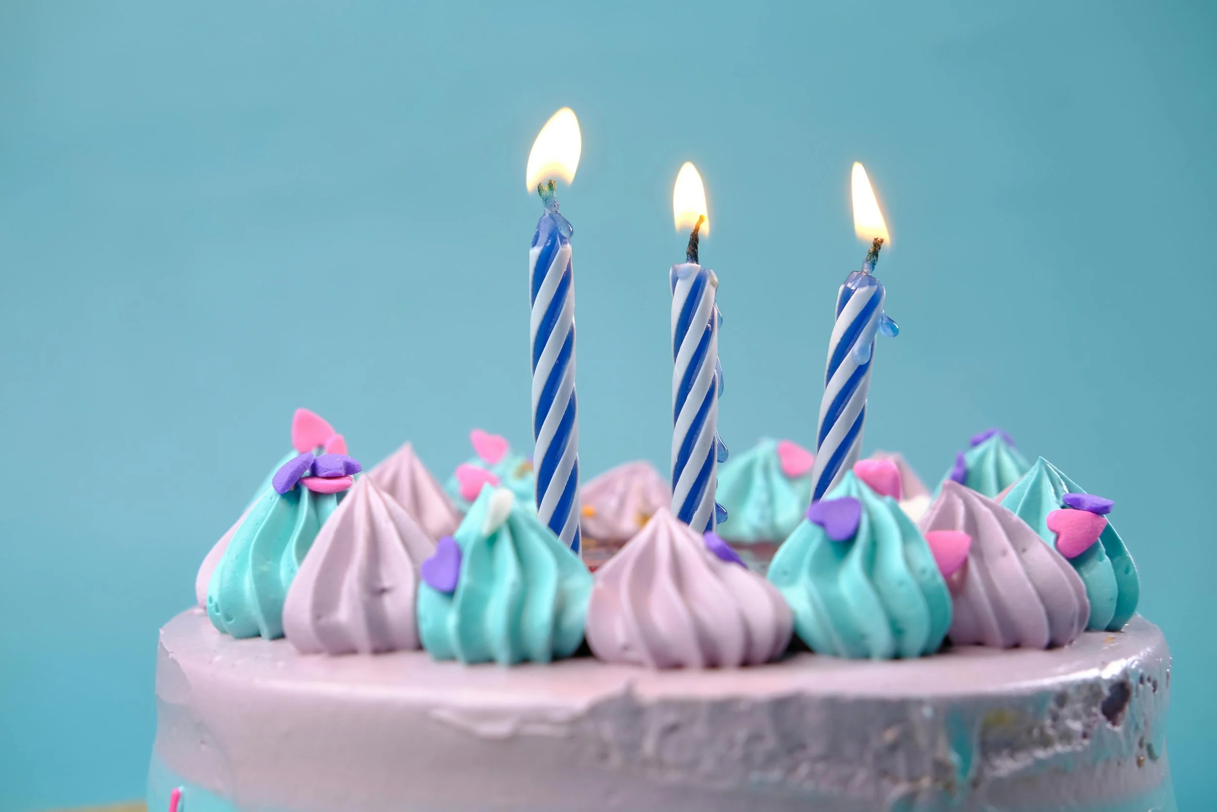 How to Say “Happy Birthday” in Chamorro