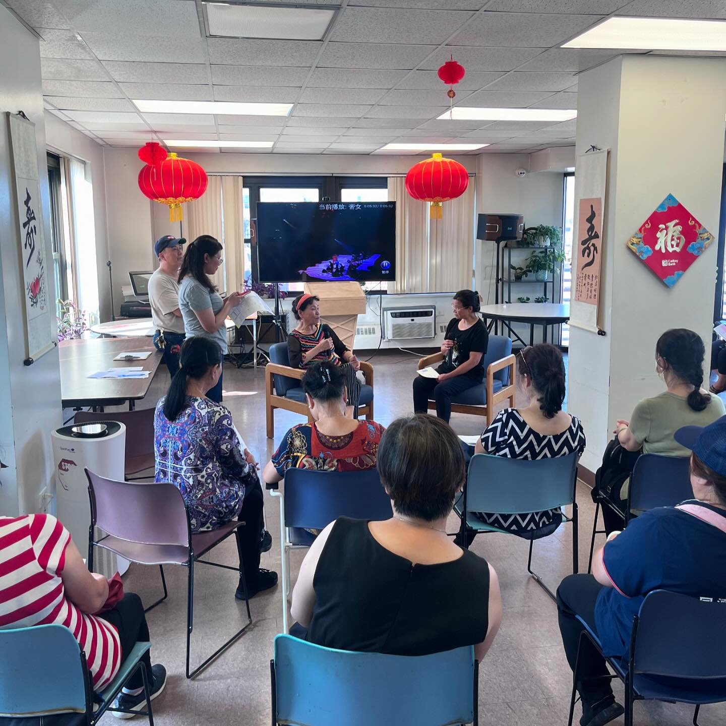 Yesterday, we trained our incredible Kiwanis Club of Community Care NYC volunteers on voter registration and the importance of civic engagement! Participants engaged in interactive scenarios where they encouraged one another to register and make thei