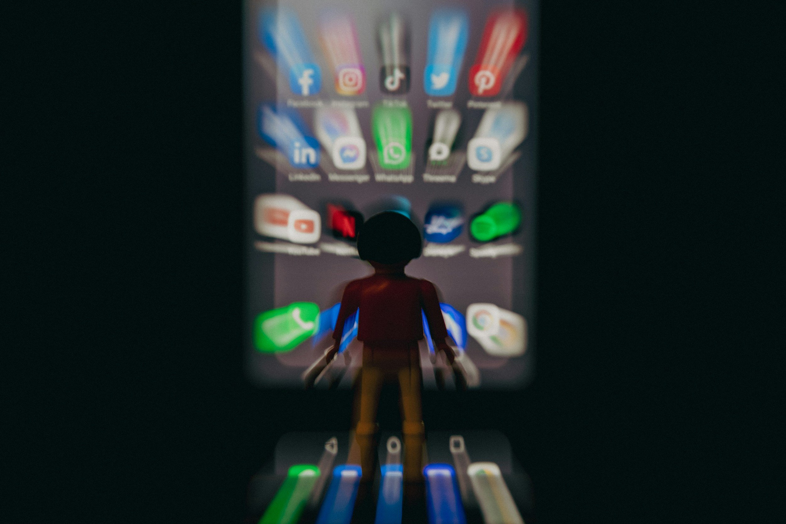 Screen Time, Social Media &amp; Digital Wellness