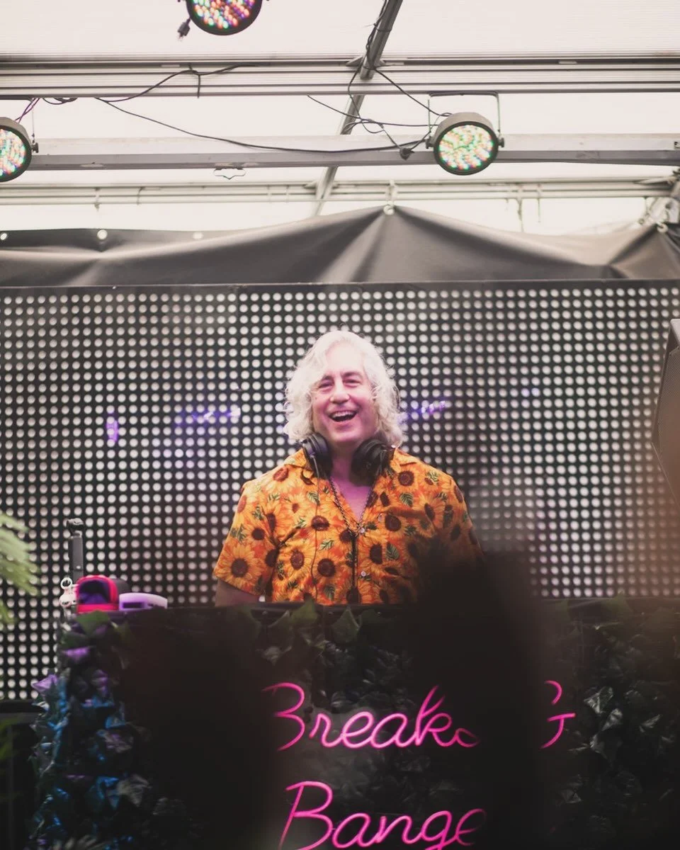 The Breaks &amp; Bangers Hotline is back 📞🫦
@vintagebkdj &lsquo;s set from Booty Beach Club 2025 is live. 

#housemusic #Techhouse #TechHouseMusic #basshouse #basshousemusic #breaks #breakbeats #bootybreaks #burningman #rave #ravelife #edm #edmlife