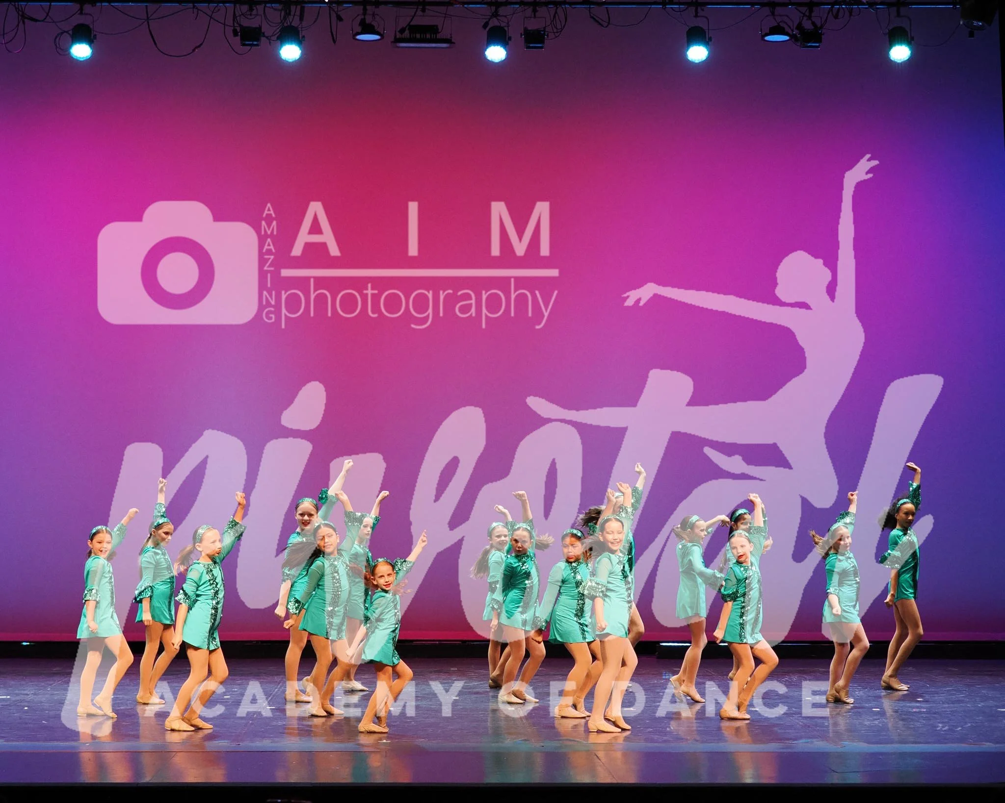 13 Shake Your Groove Thing (14).jpg