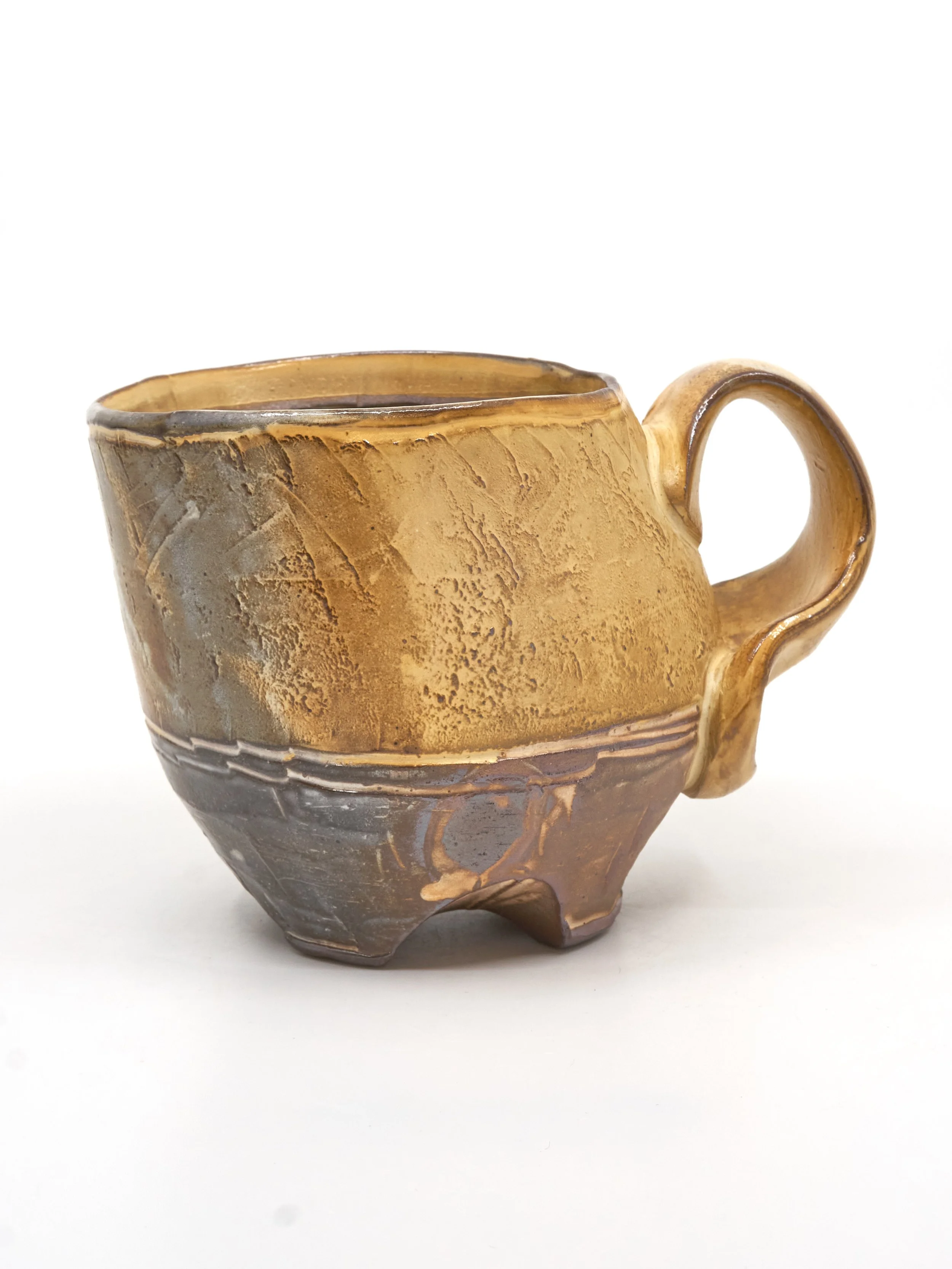 Footed Mug in Ochre (1)