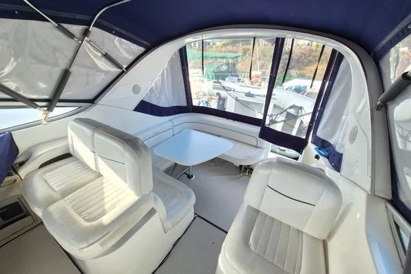 1999 Bayliner 3055 used boat for sale Victoria BC