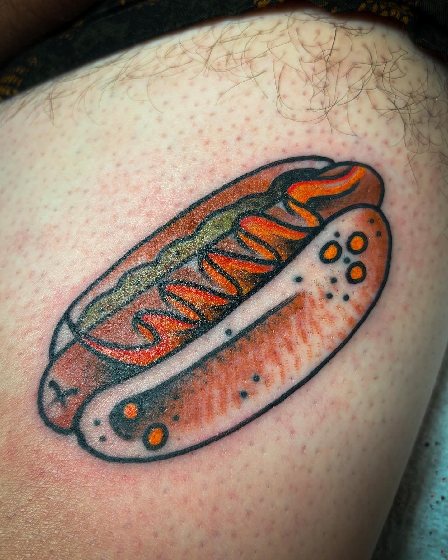 Ain&rsquo;t no brat, that&rsquo;s a mf DAWG

Catch me at the @beerportland tattoo pop up on Dec 1st 🌭

#pdxtattoo #pdxtattooartist #portlandtattoo #portlandtattooartist #tattooflash #hotdogtattoo #glizzygang