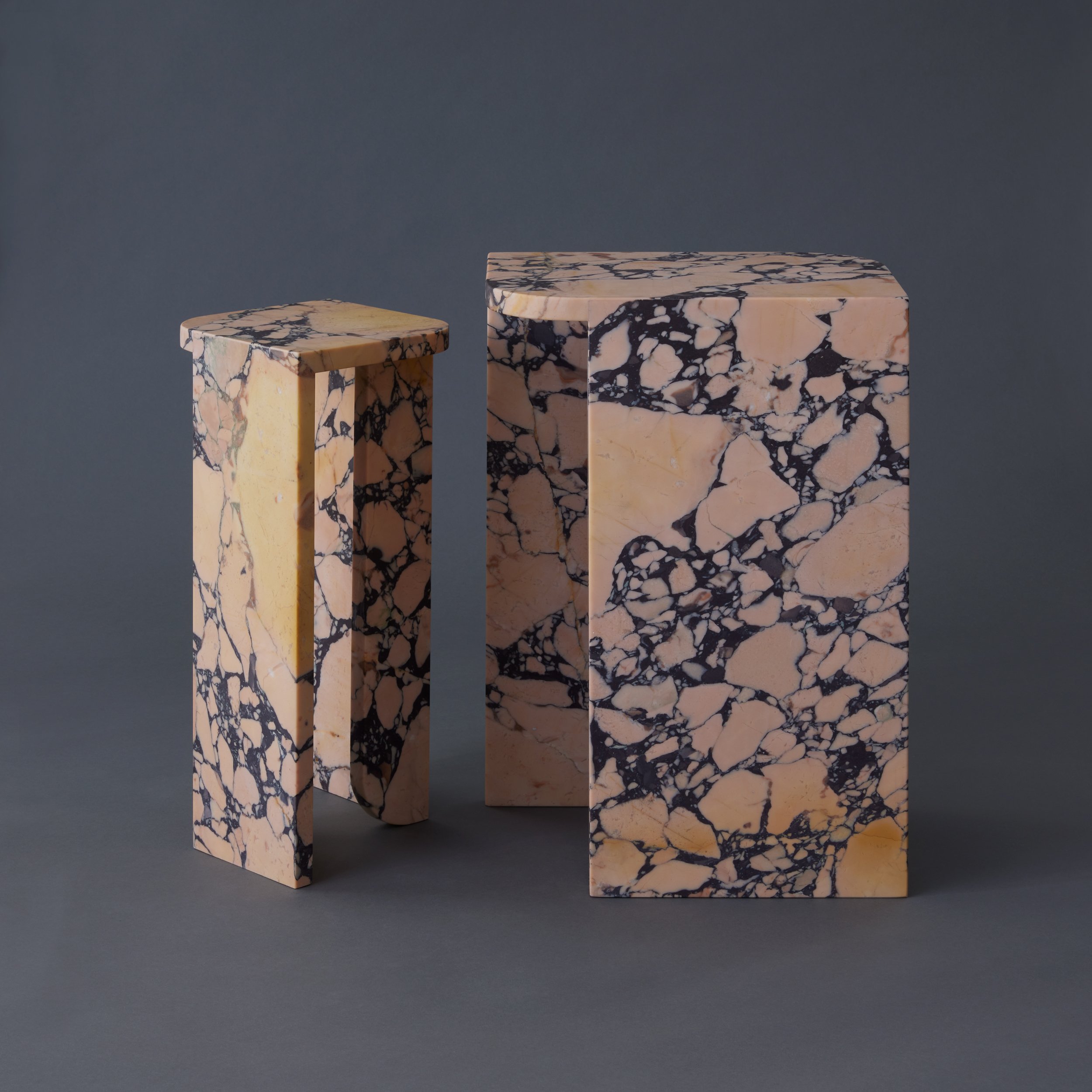 ARowley_OtrasFormas_Fall2025_2869_NestingTables_Surun_ ret3.jpg