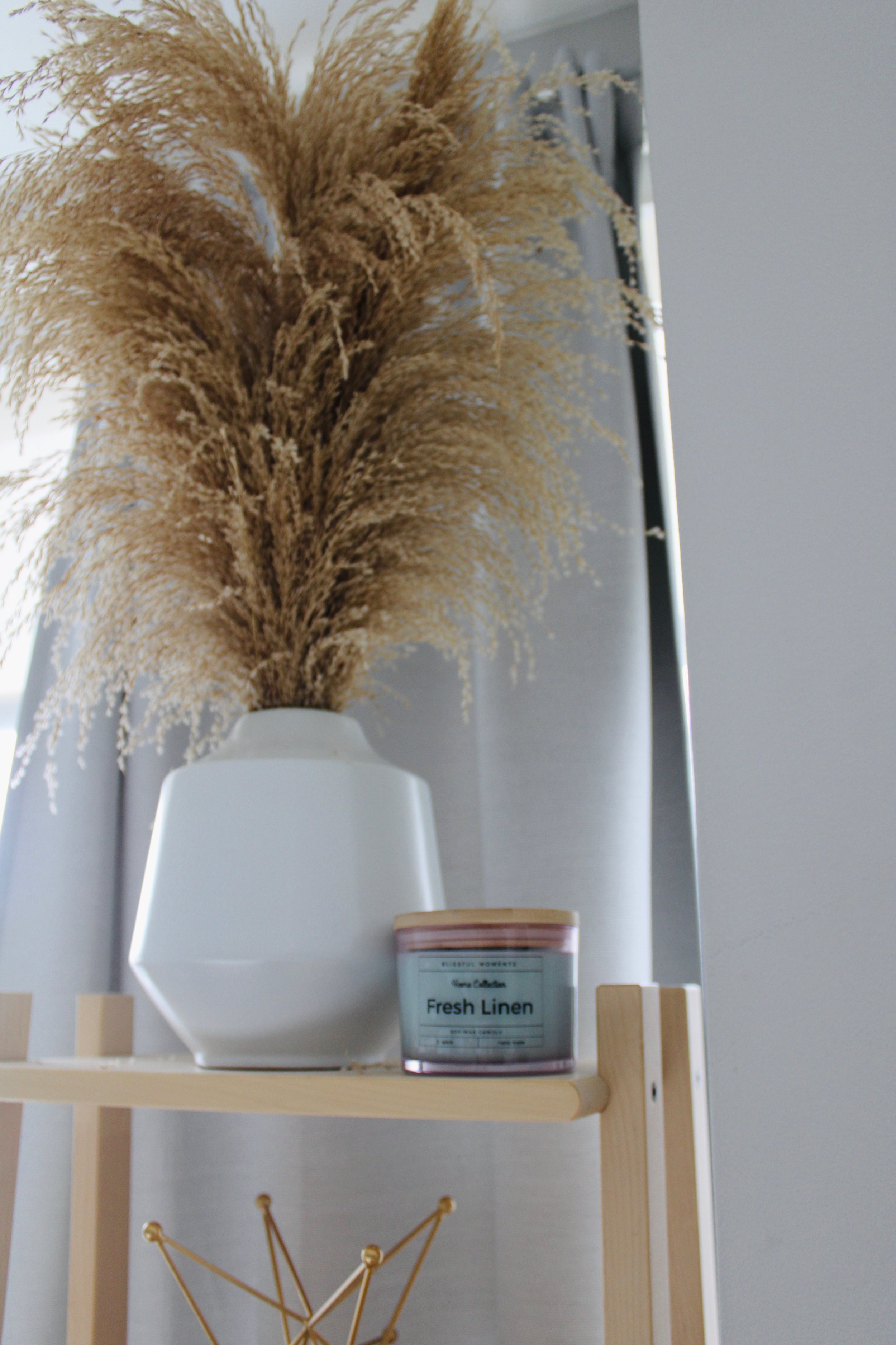 Soy wax candle- Fresh Linen (Odor Eliminator) 18oz